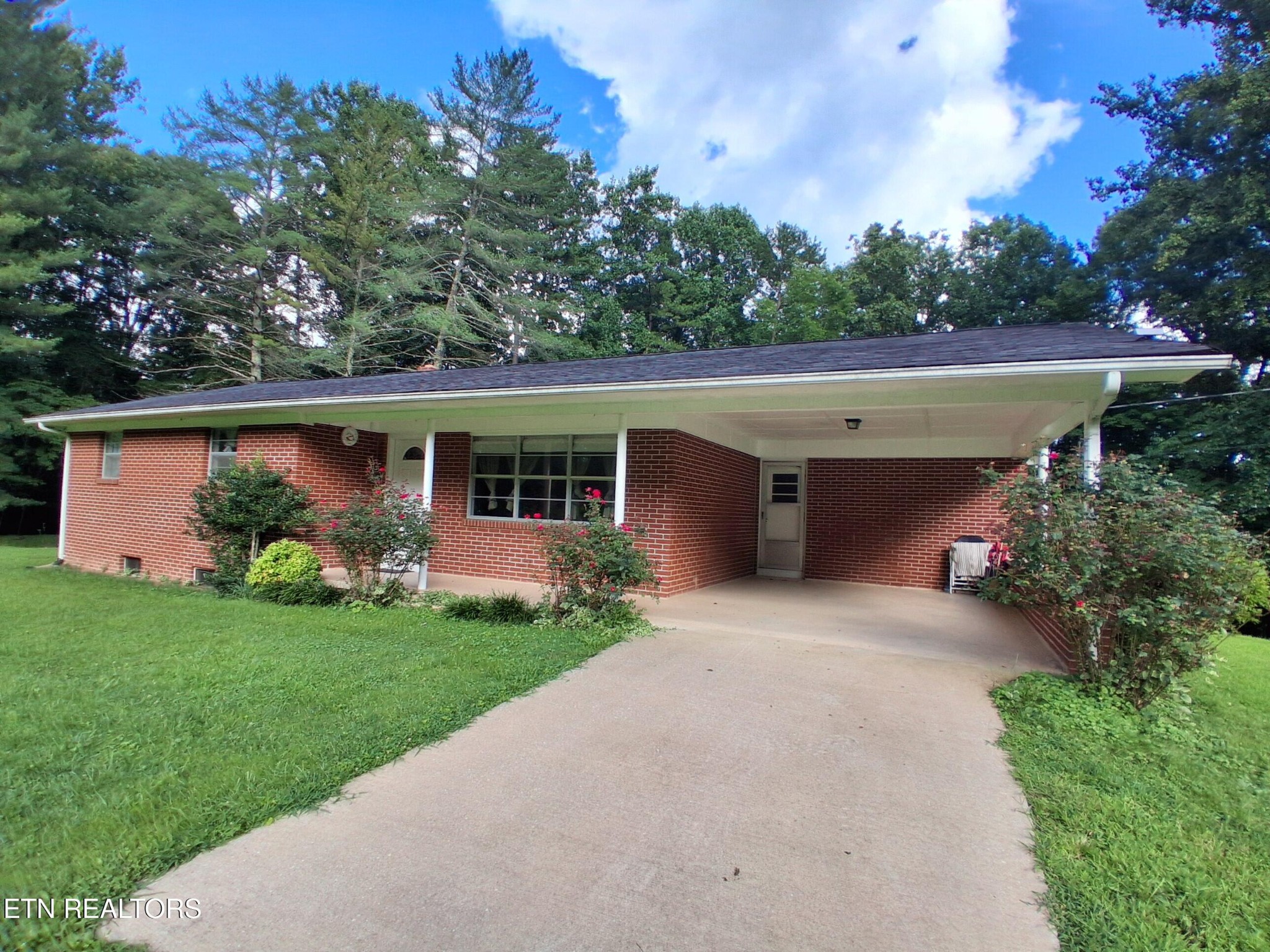 291 Evans Ridge Road, Speedwell, TN 37870