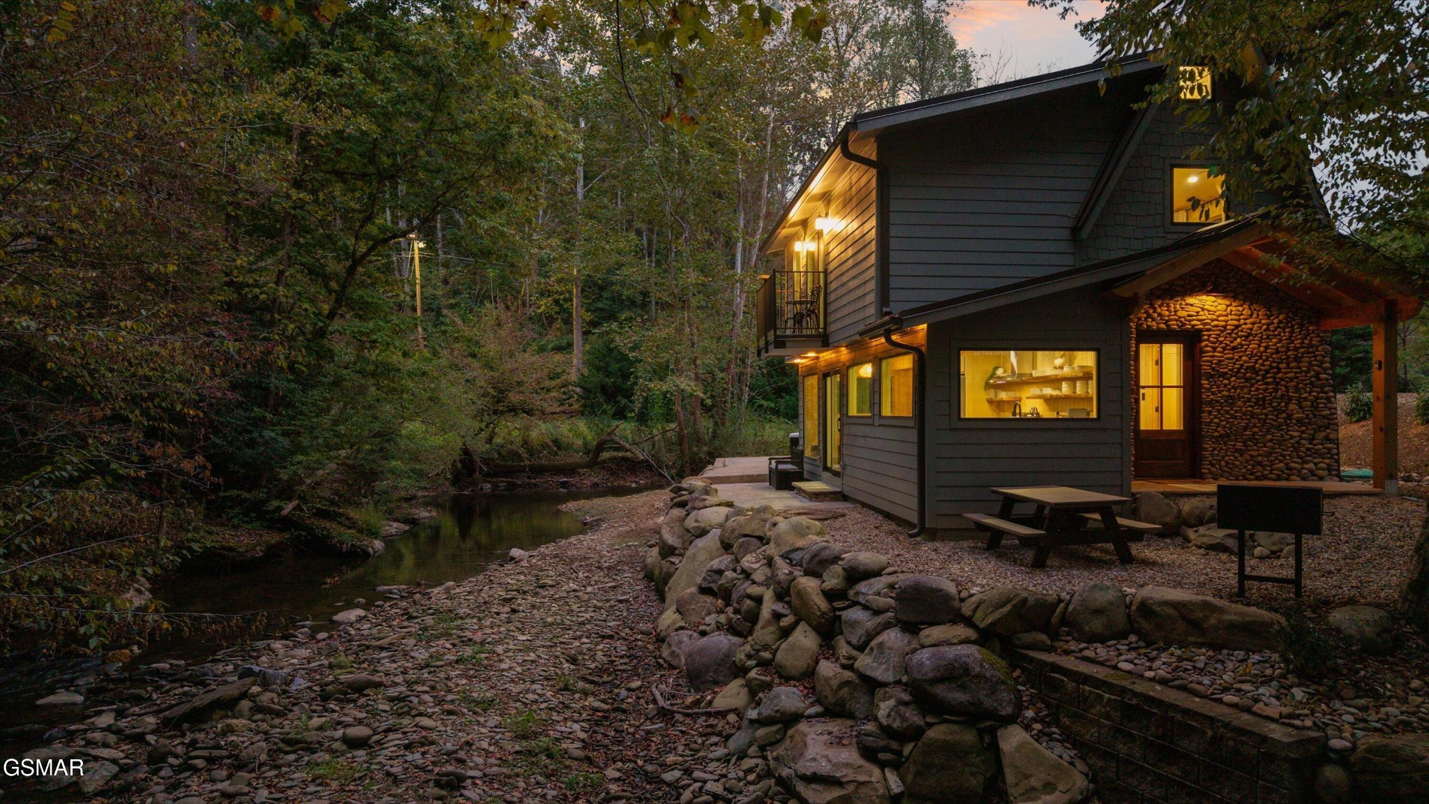 2951 Webb Creek Road — photo