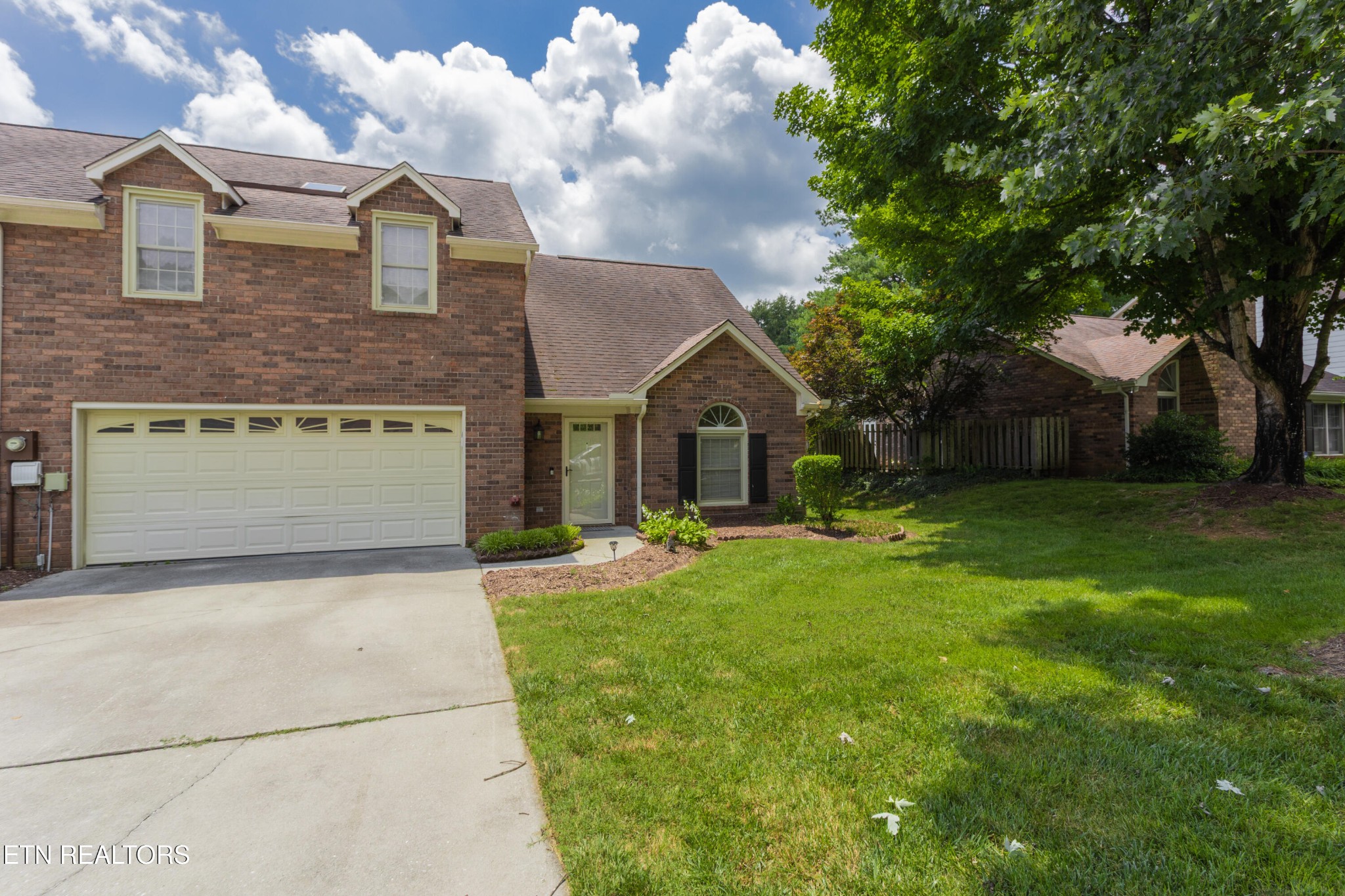 709 Landing Lane — photo
