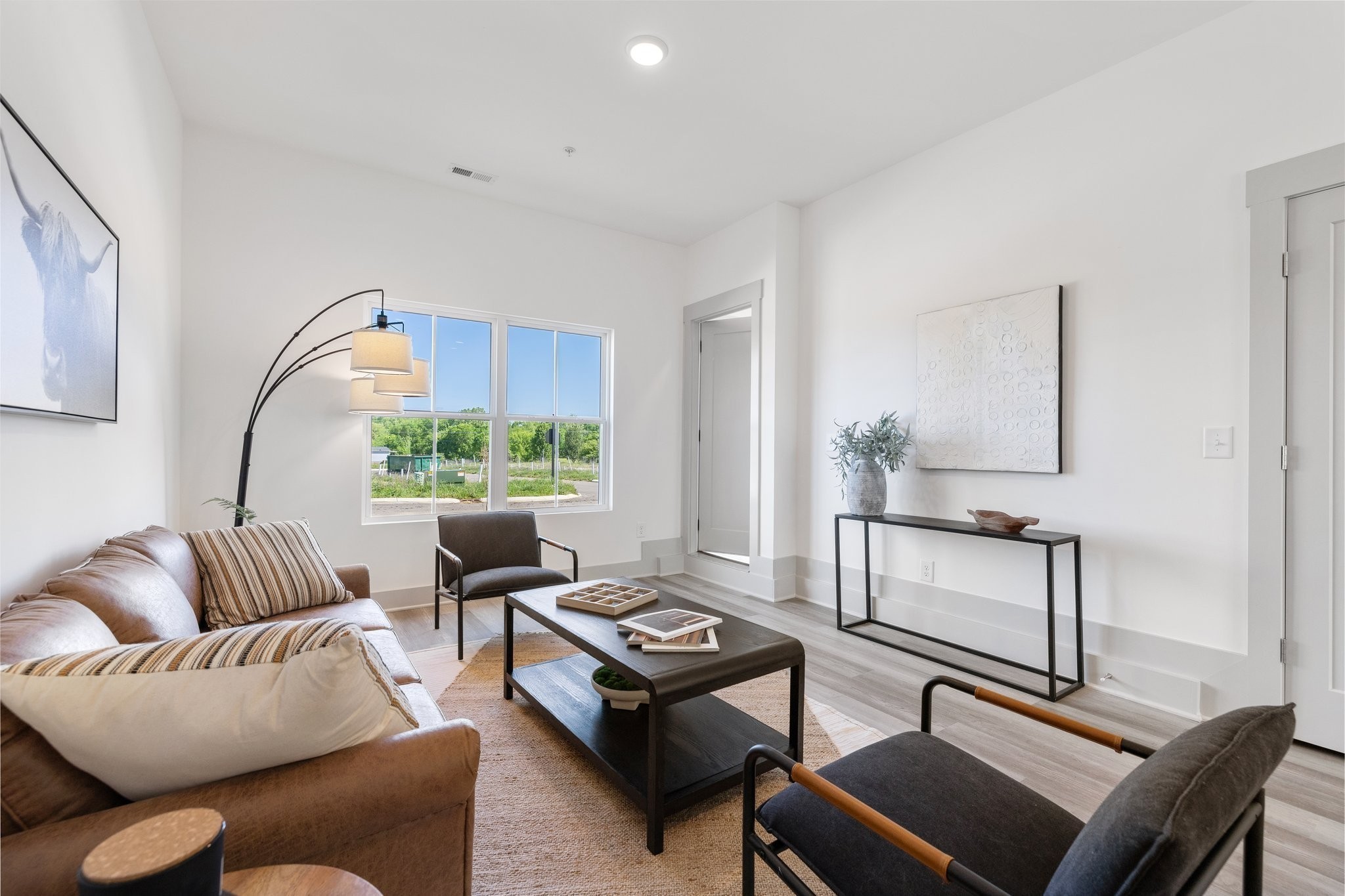 903 Harper Lndg — photo