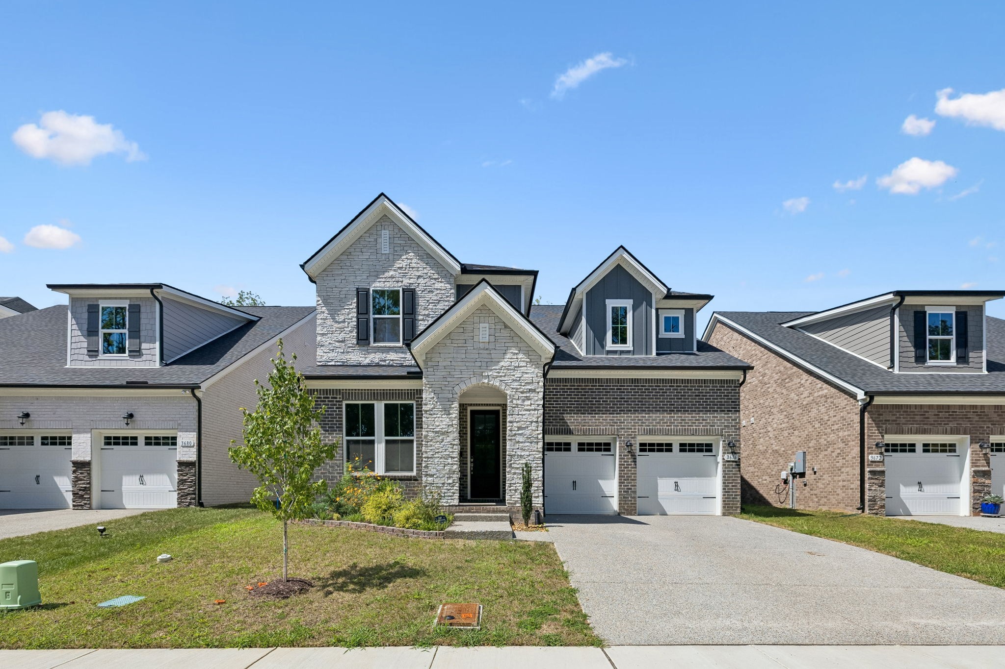 3676 Pierside Dr — photo