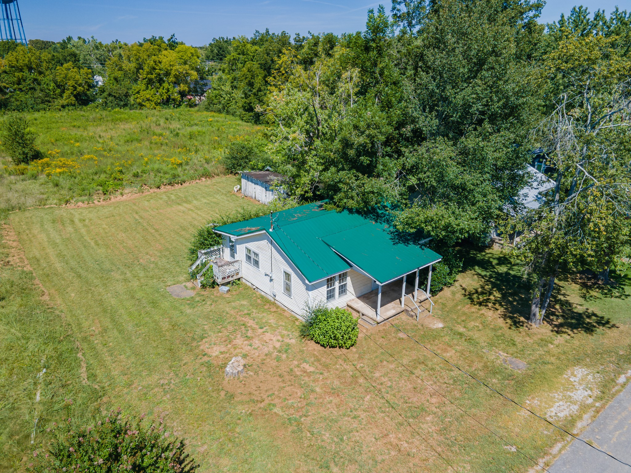 315 Willis Ave — photo