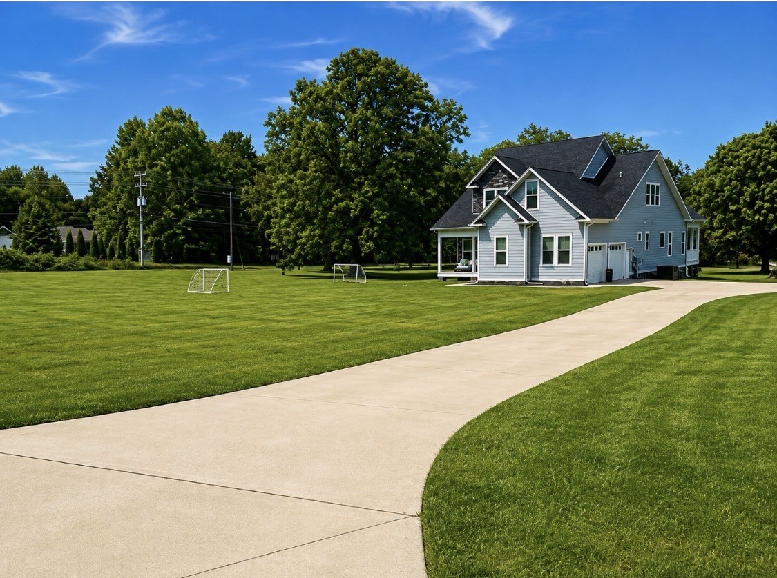 4217 Sandy Springs Road, Springfield, TN 37172