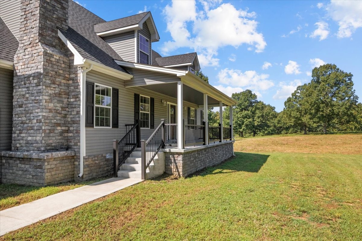 718 Darrell Rye Road, Erin, TN 37061 — photo 2
