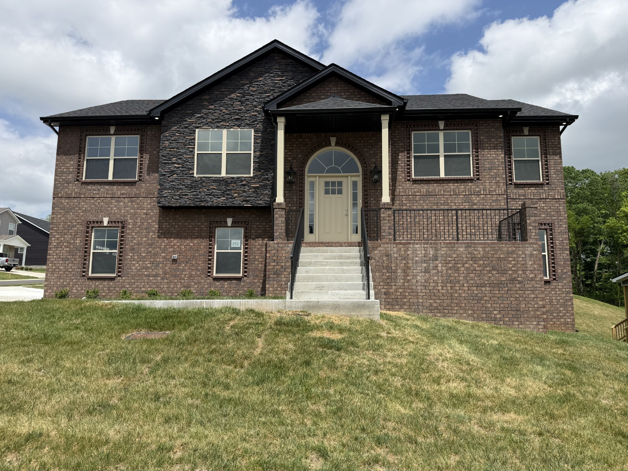 292 Cardinal Creek — photo