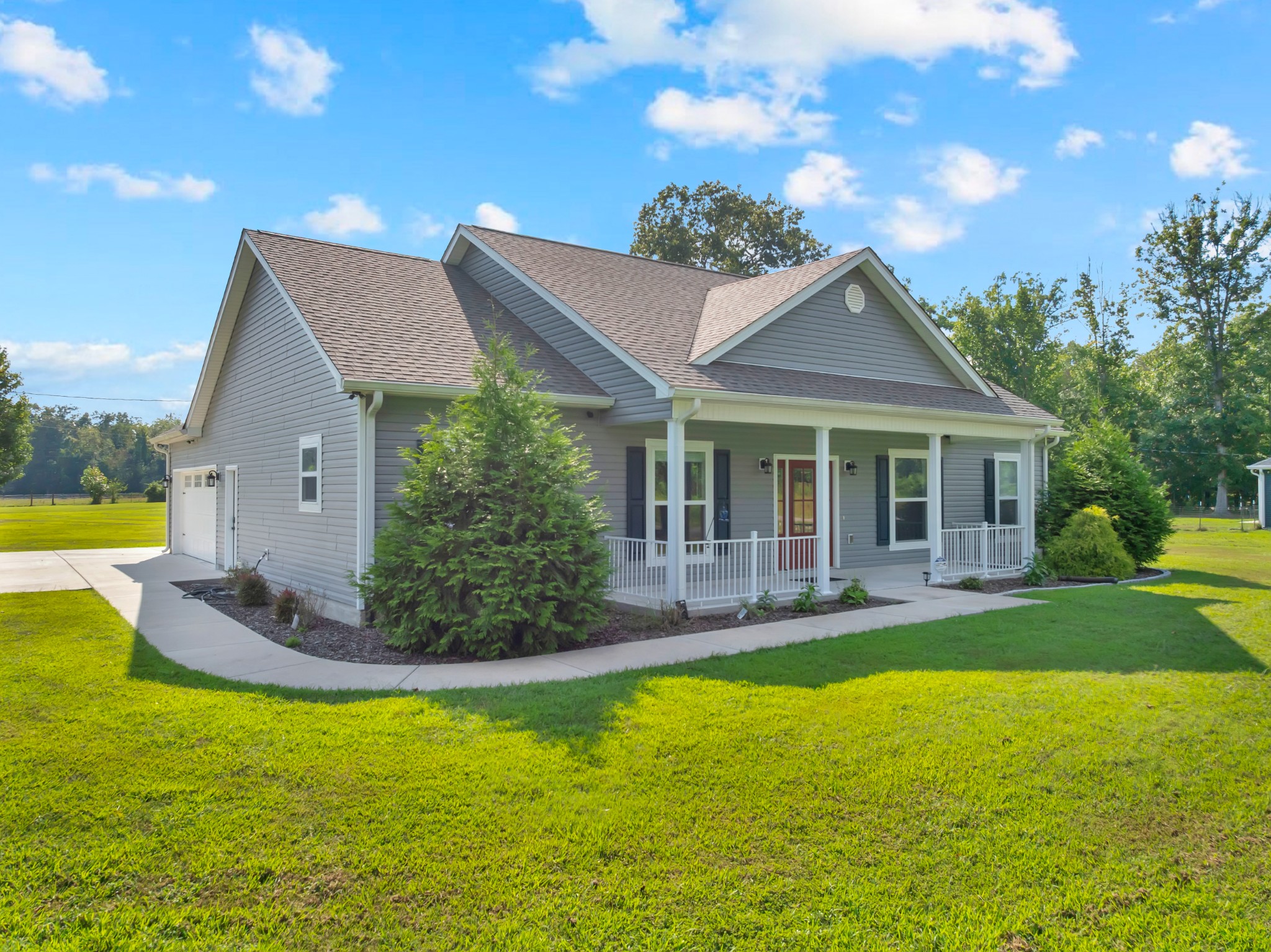 1571 Raysville Road, Tullahoma, TN 37388 — photo 2