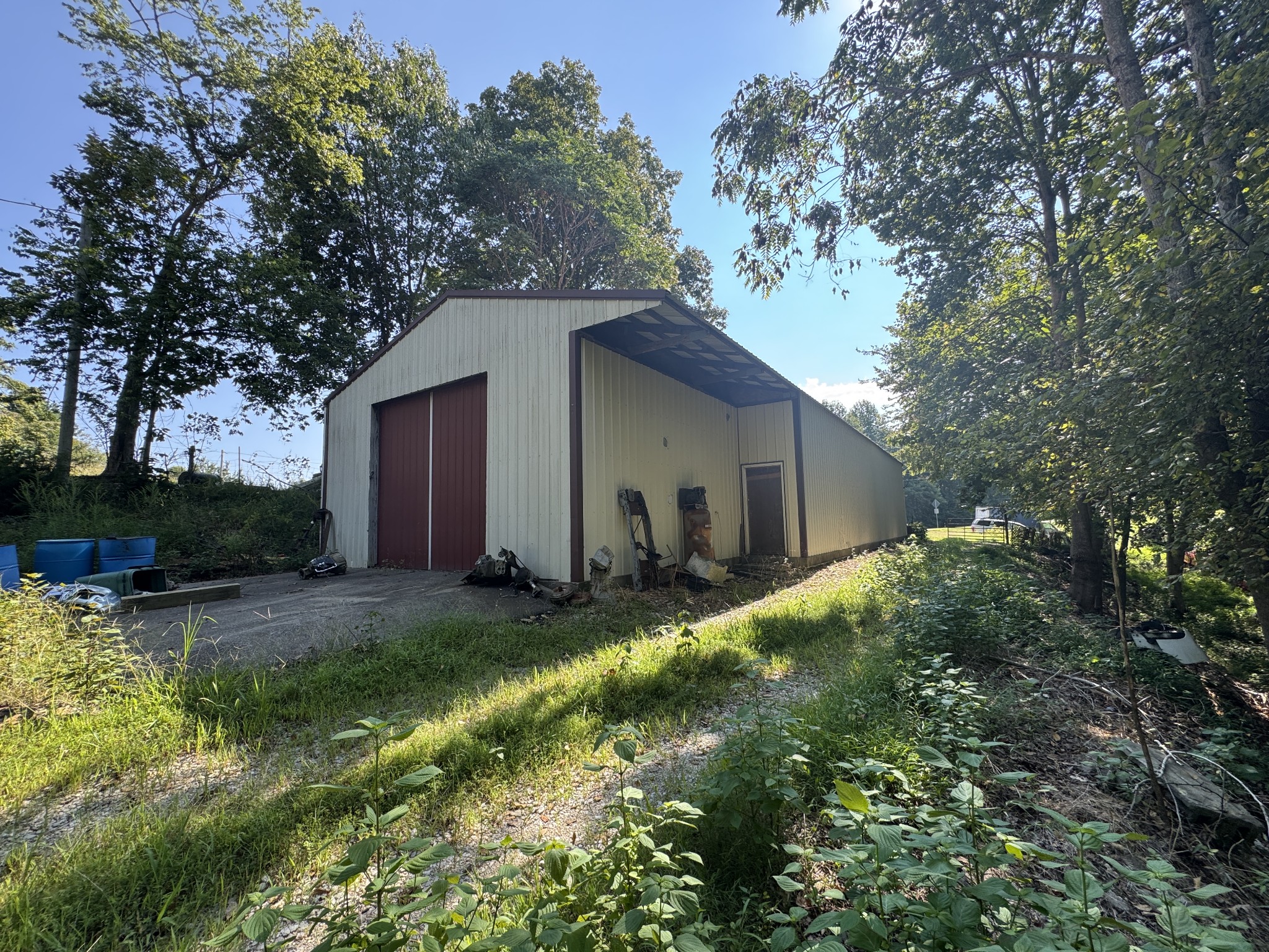 322 Pea Ridge Road, Elmwood, TN 38560 — photo 2