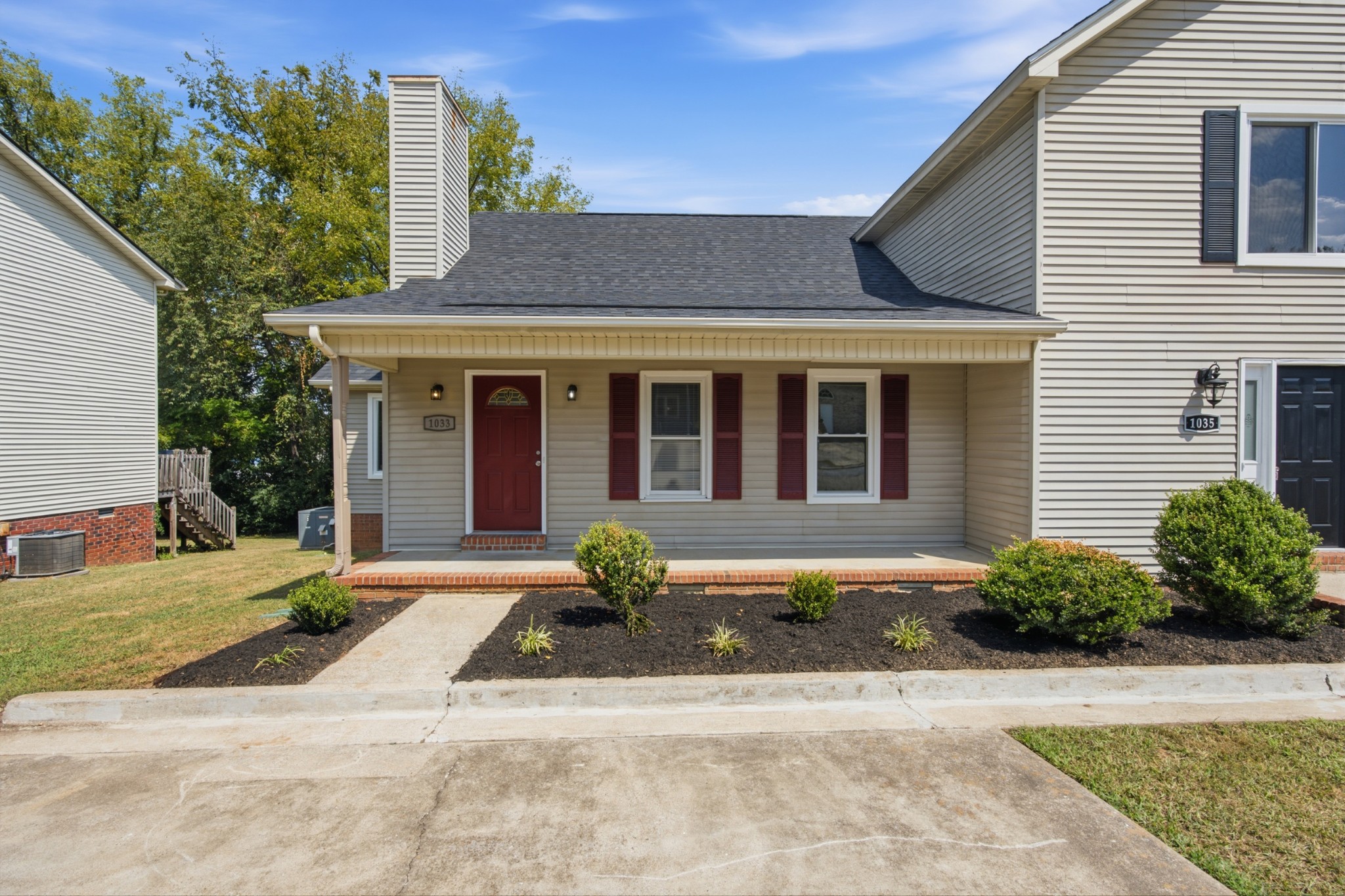 1033 Silver Point Dr — photo
