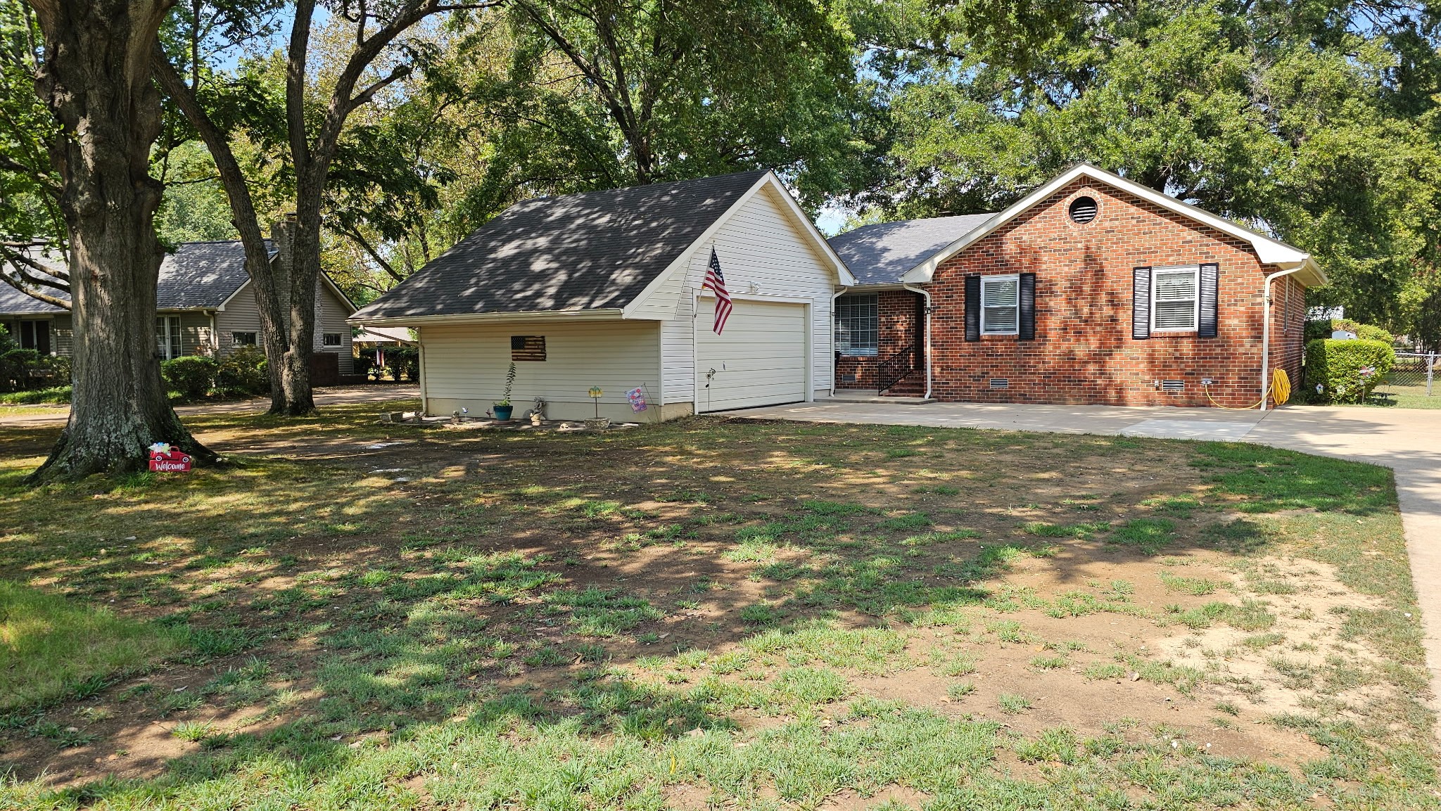 2407 Stoneville Street — photo