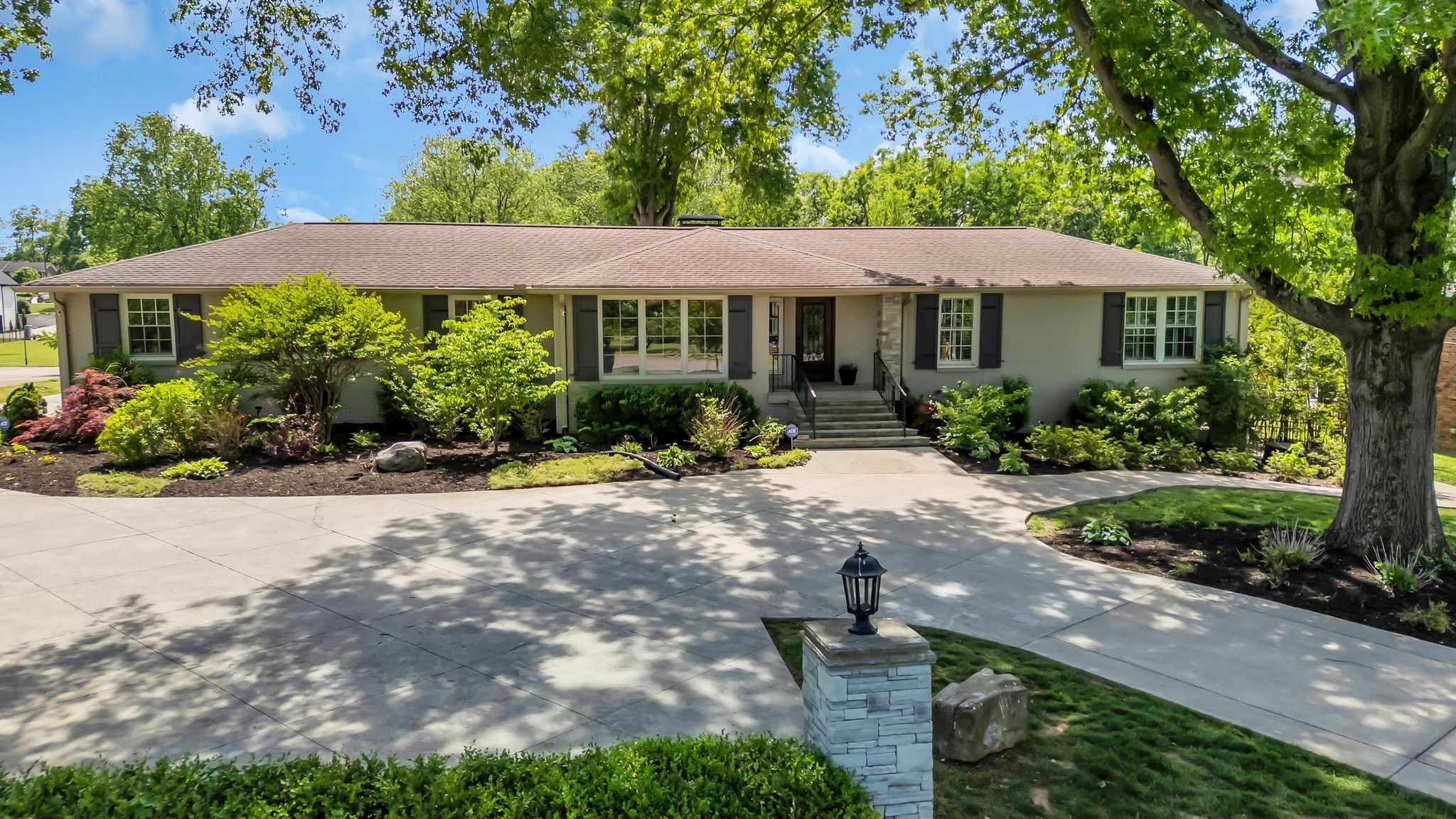 300 Rolling Mill Rd — photo