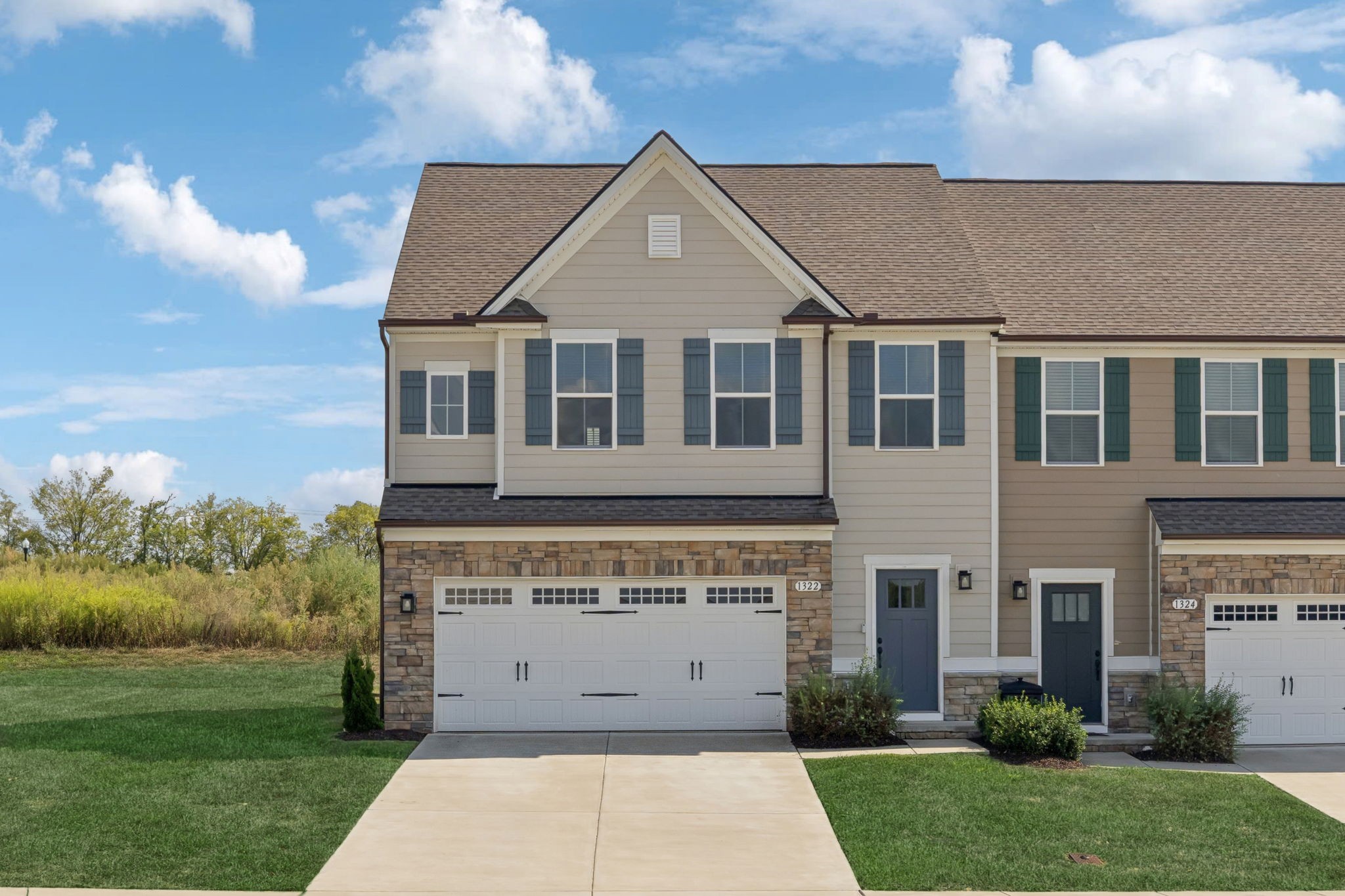 1322 Crescent Ridge Dr — photo
