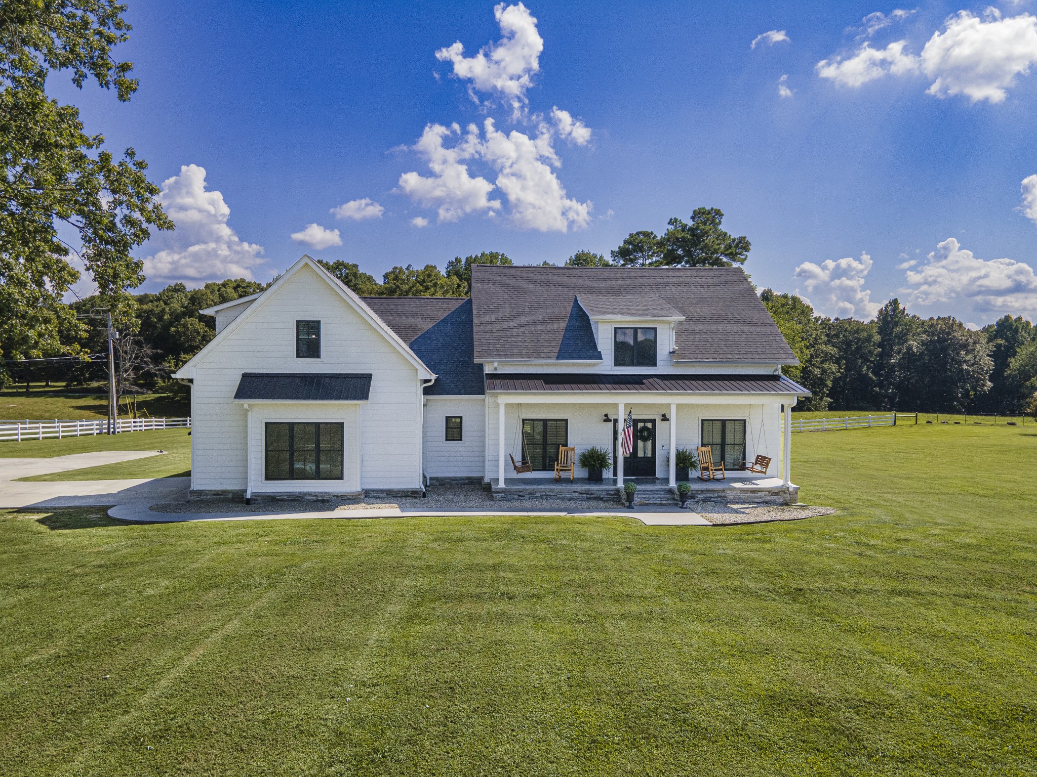 508 Hardbarger Rd — photo