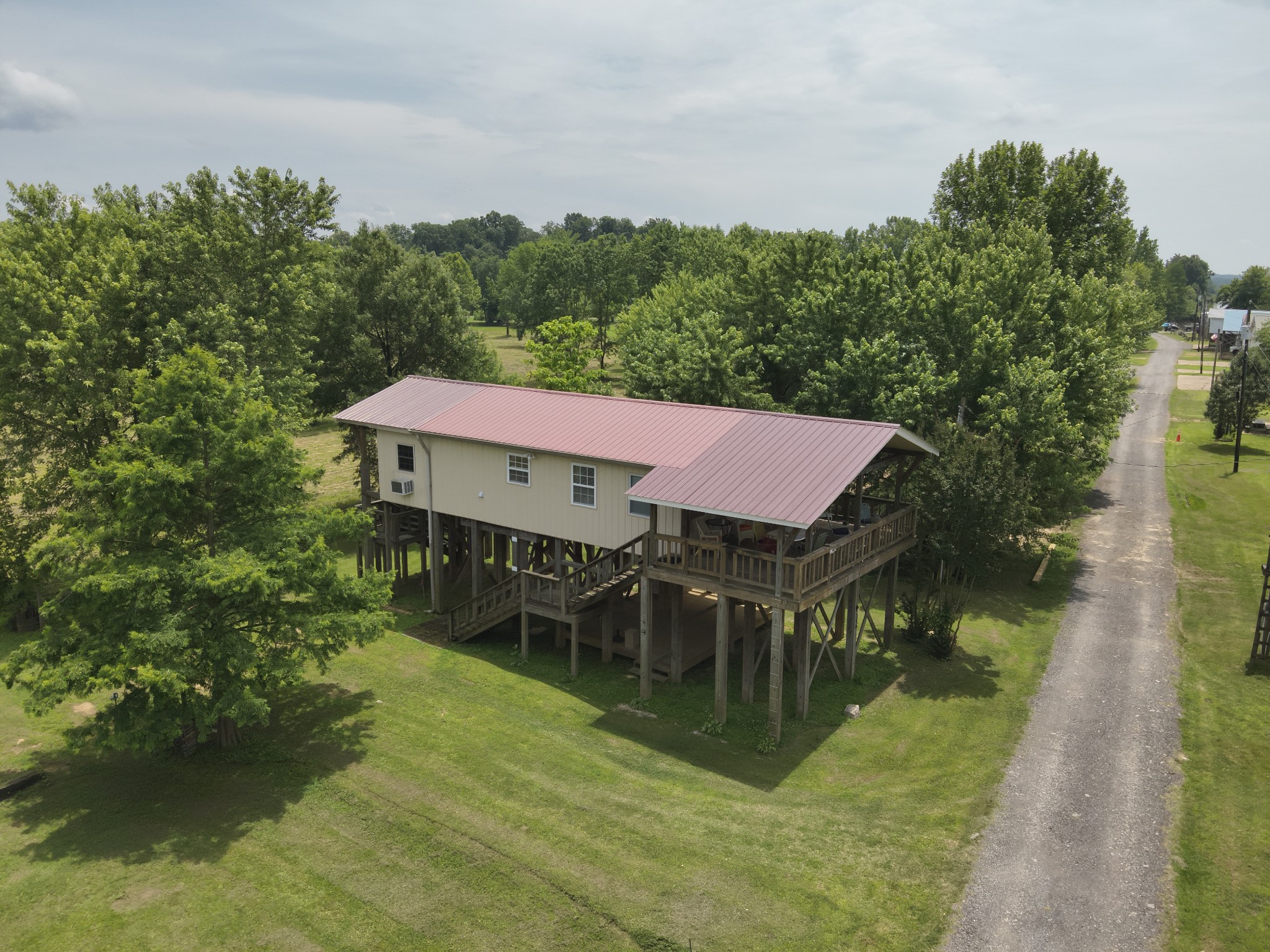 346 Martin Landing Rd — photo
