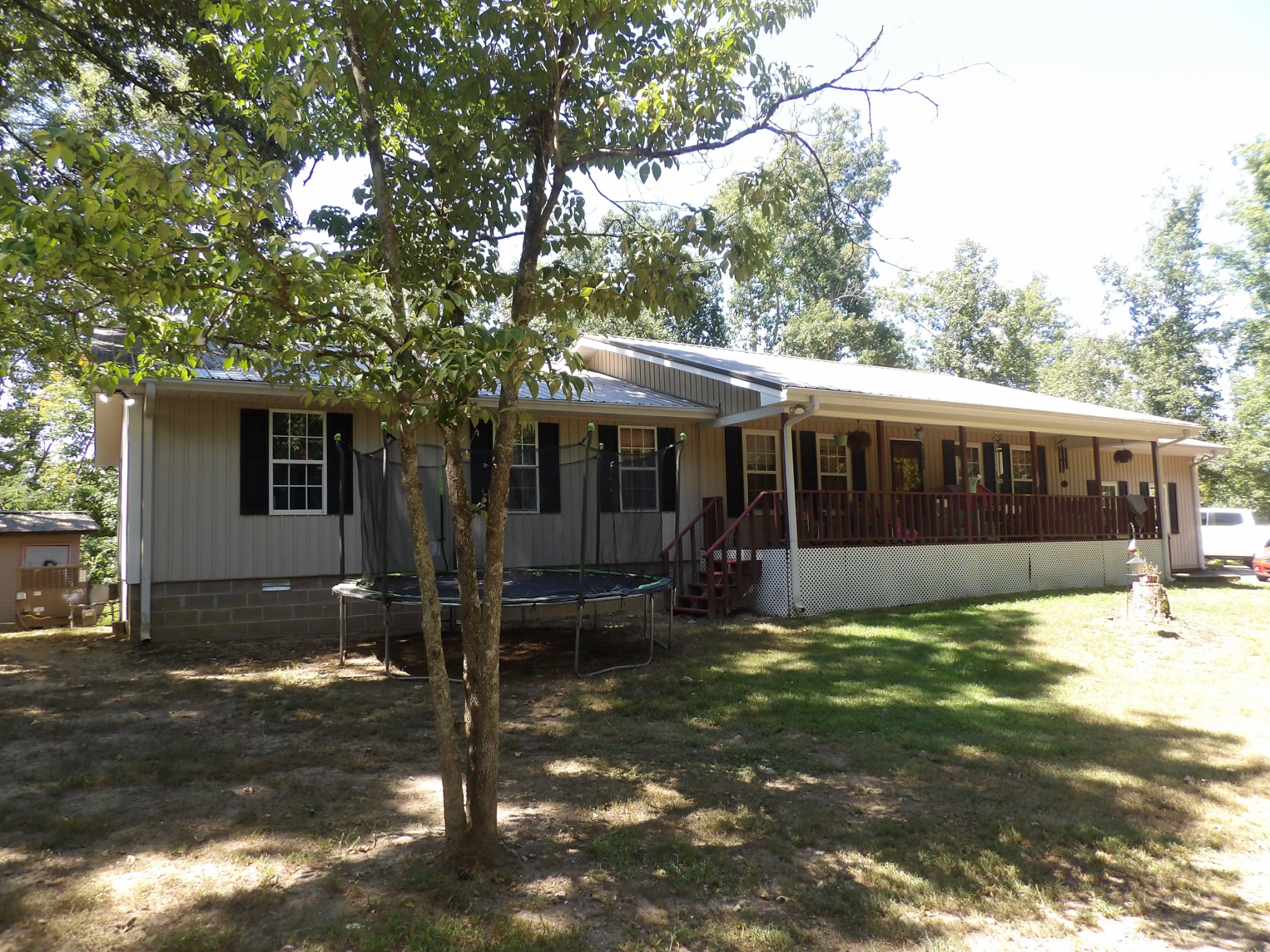 2719 McKenzie Rd — photo