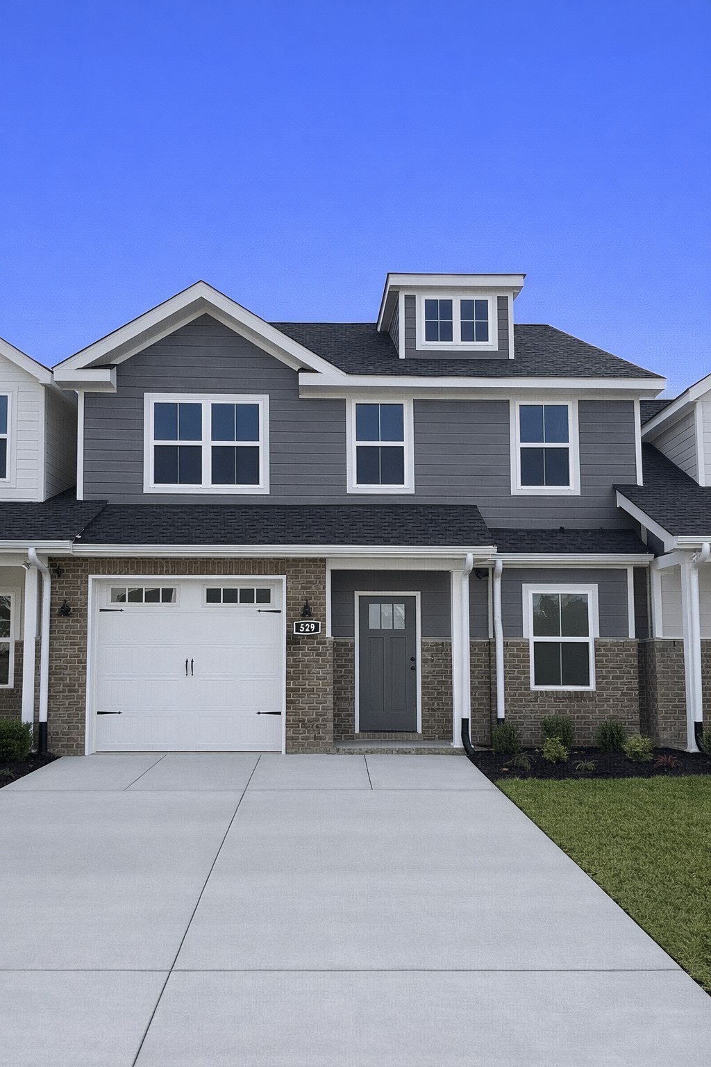 529 Rohan Drive — photo