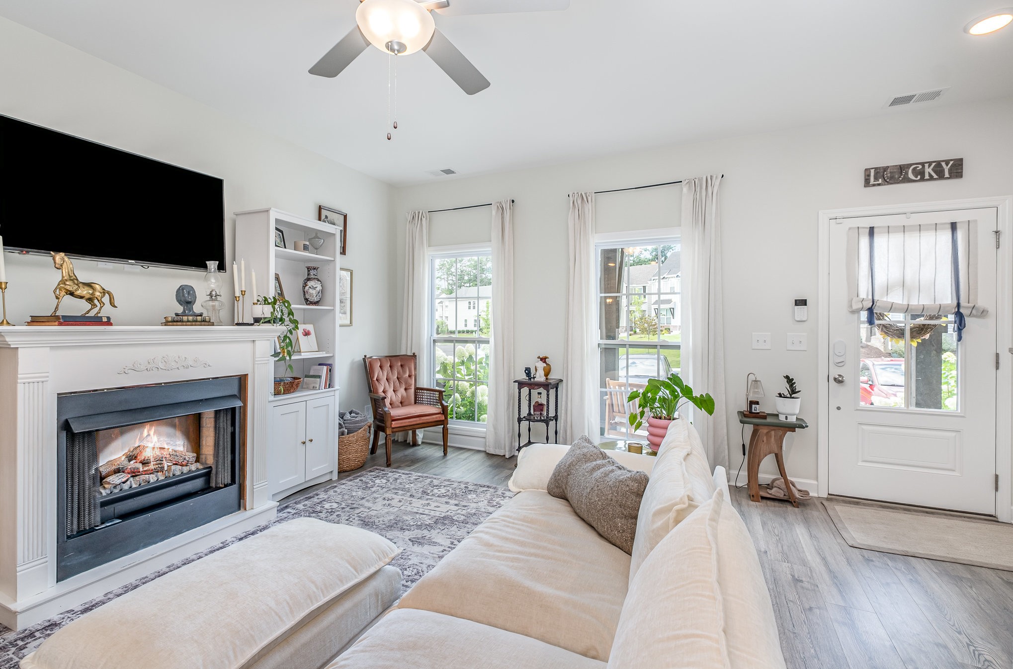 1748 Fenway Loop — photo