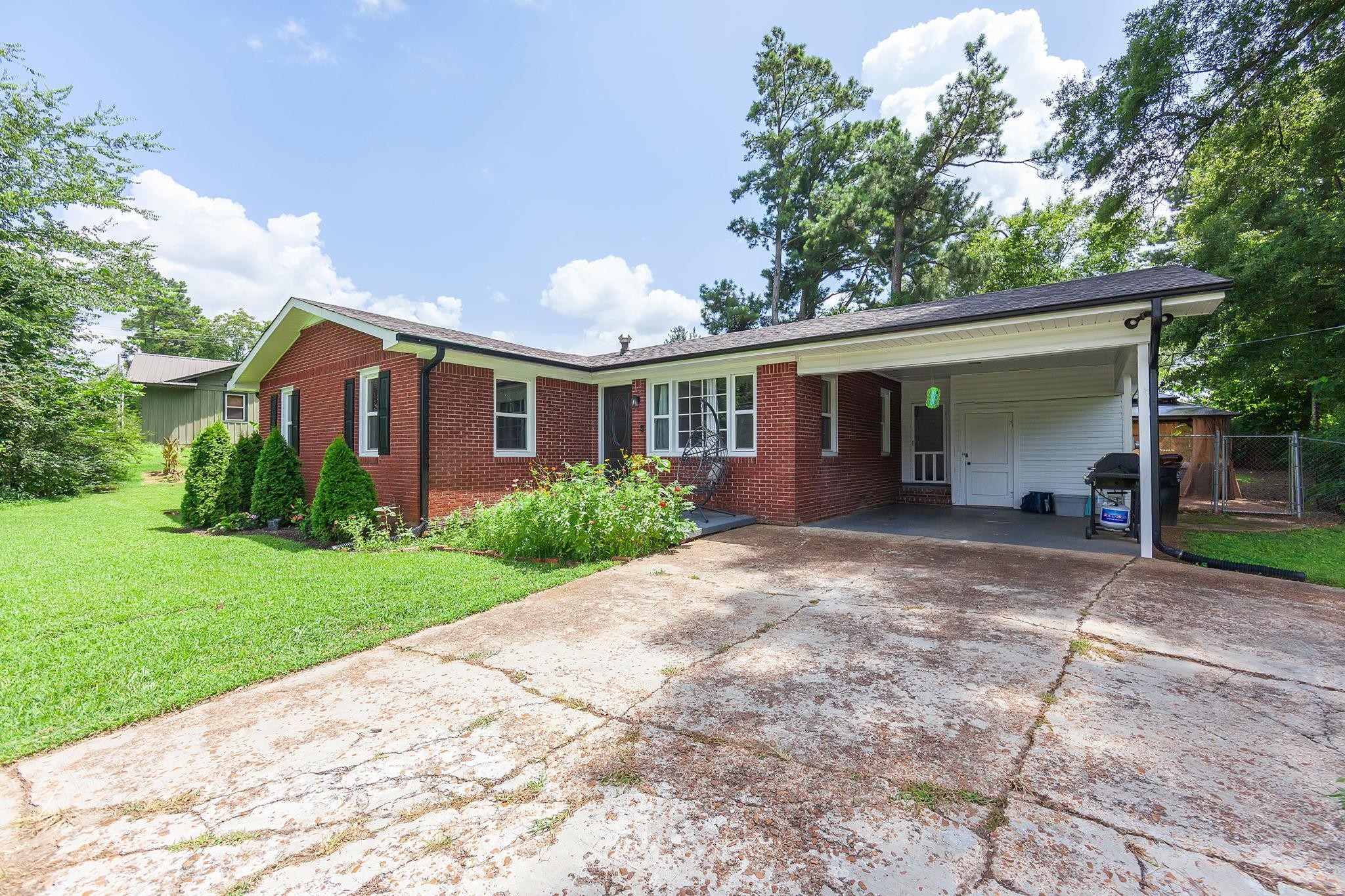 16 Oak Grove Road, Jackson, TN 38301 — photo 2