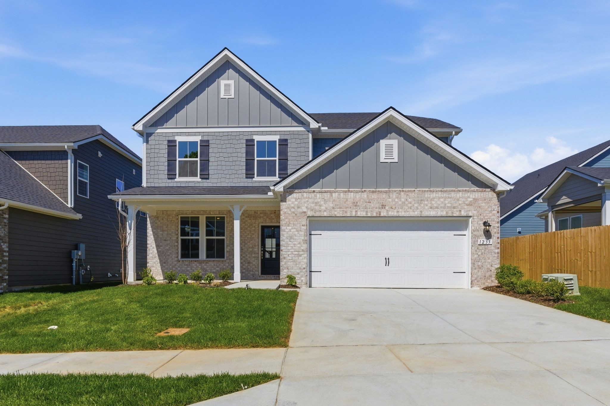 1235 Wallace Way, E — photo