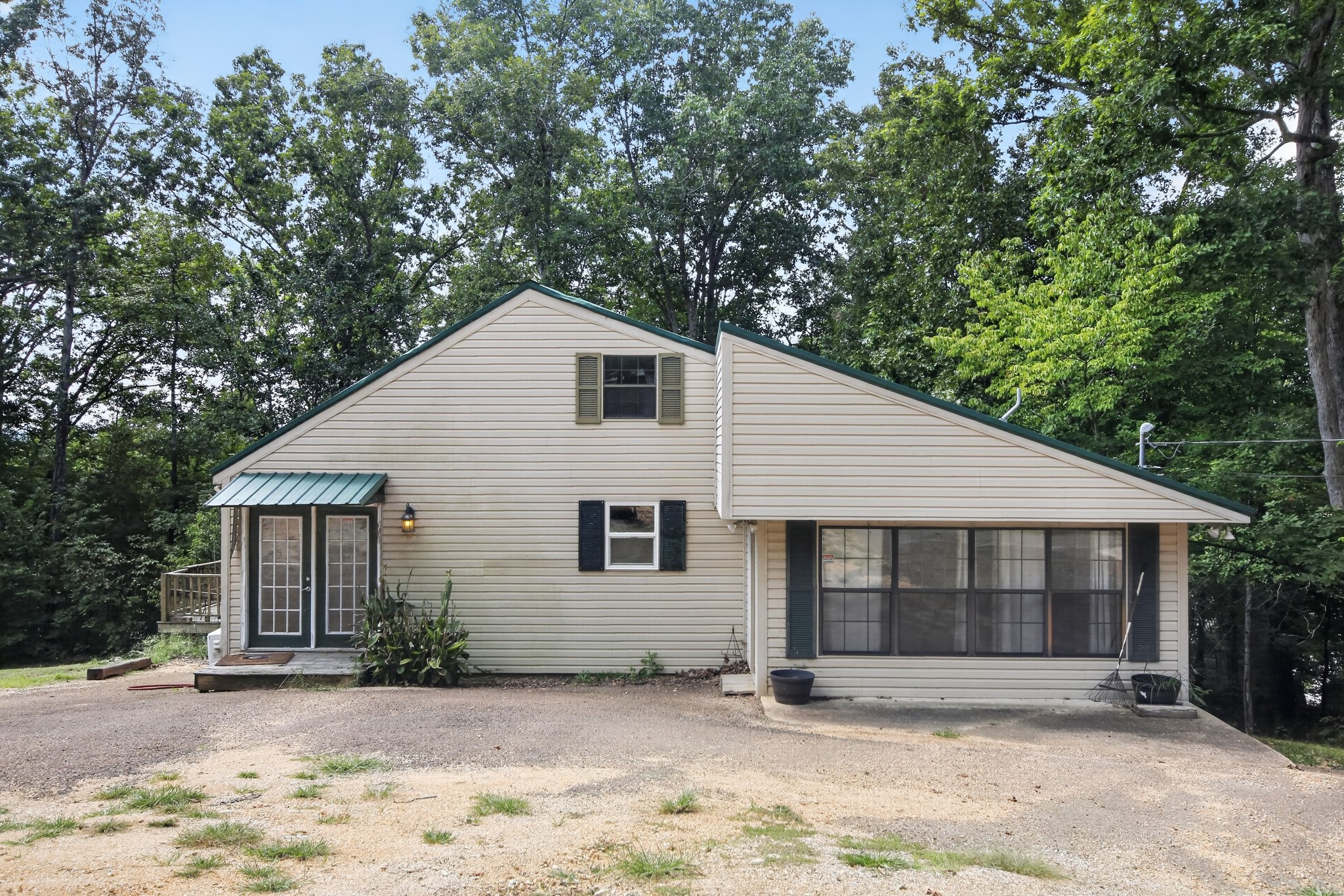 187 Sweetbrier Dr — photo