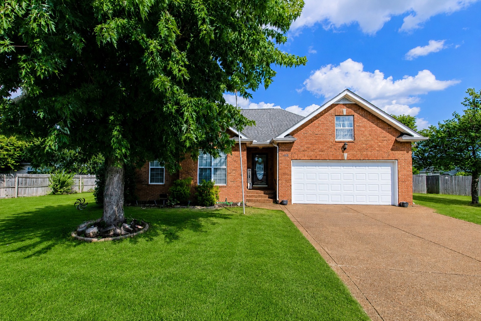 449 S Rocky Top St — photo