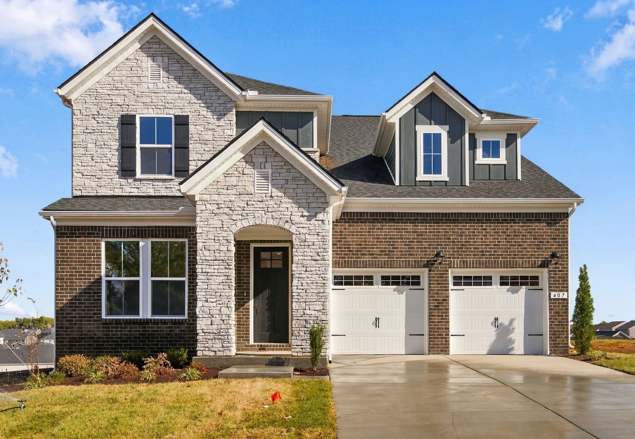 407 Maywood Court — photo