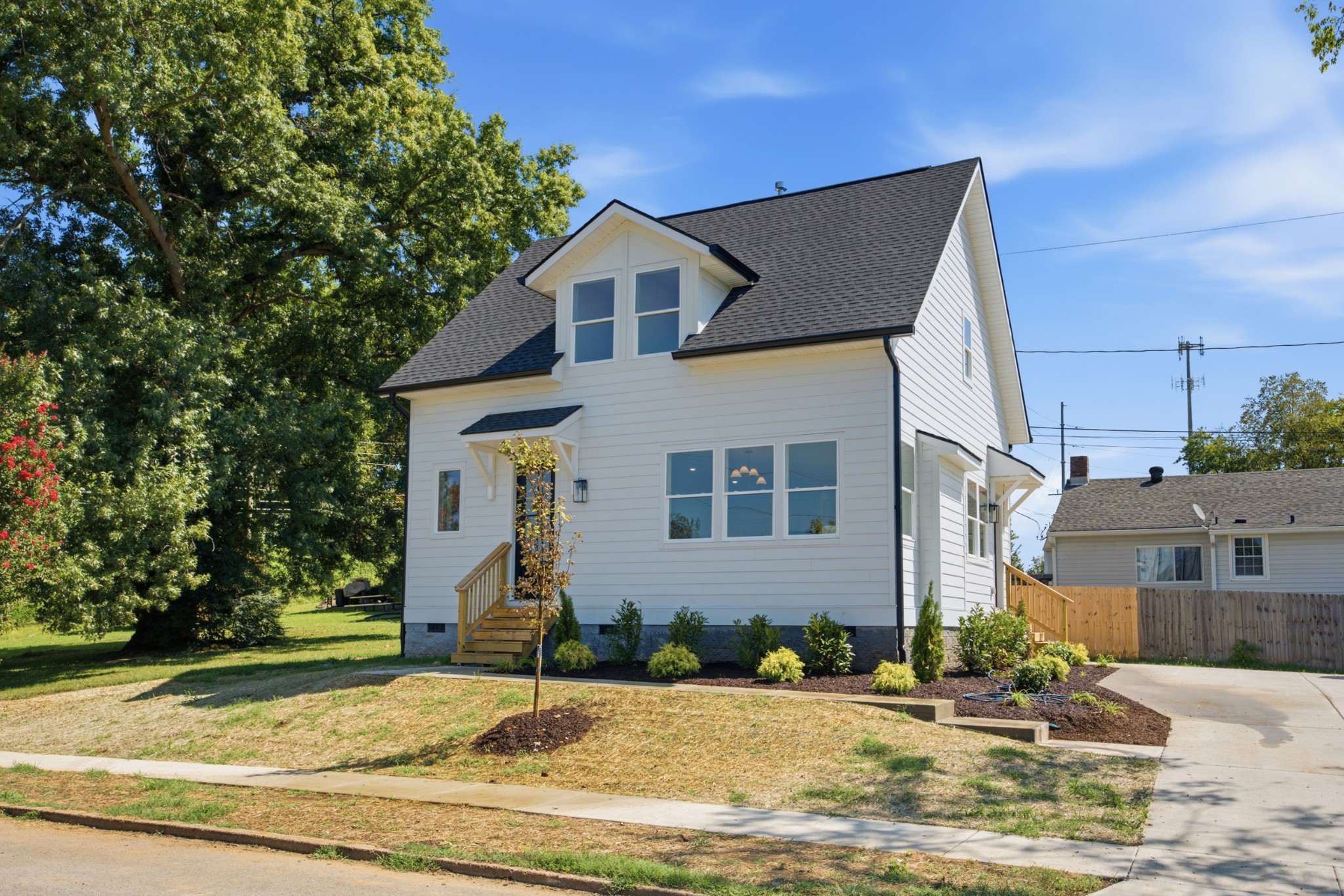 1205 Cunningham St — photo