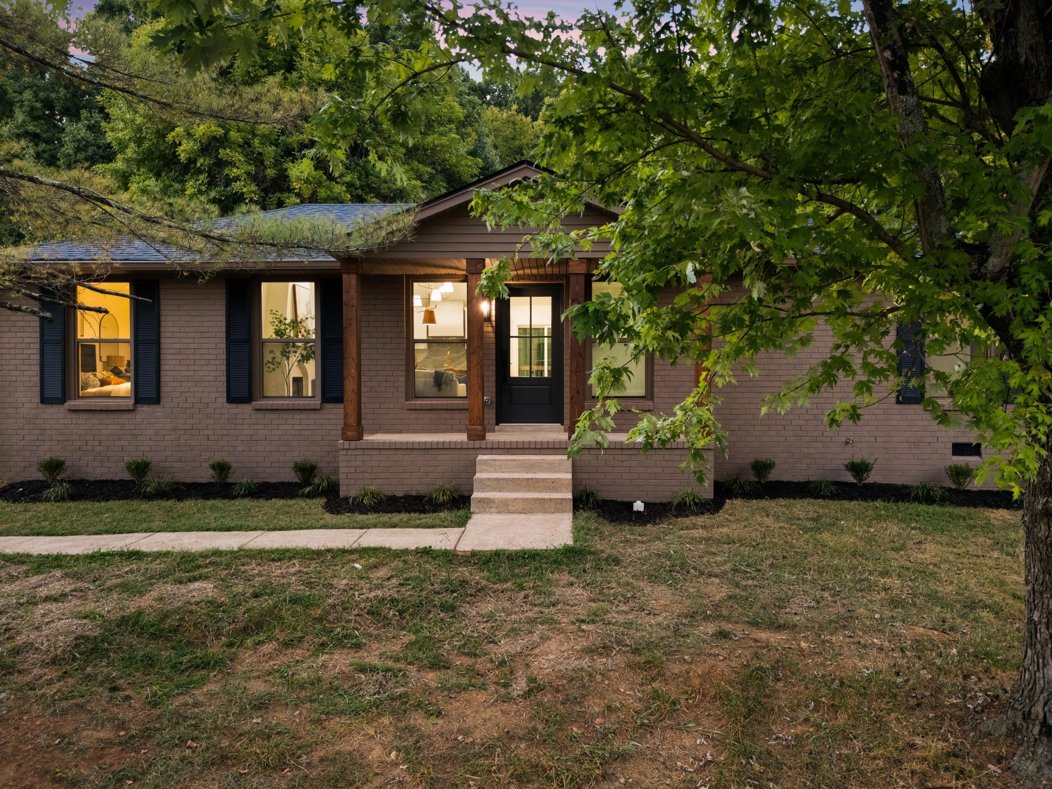 217 New Sawyer Brown Rd — photo