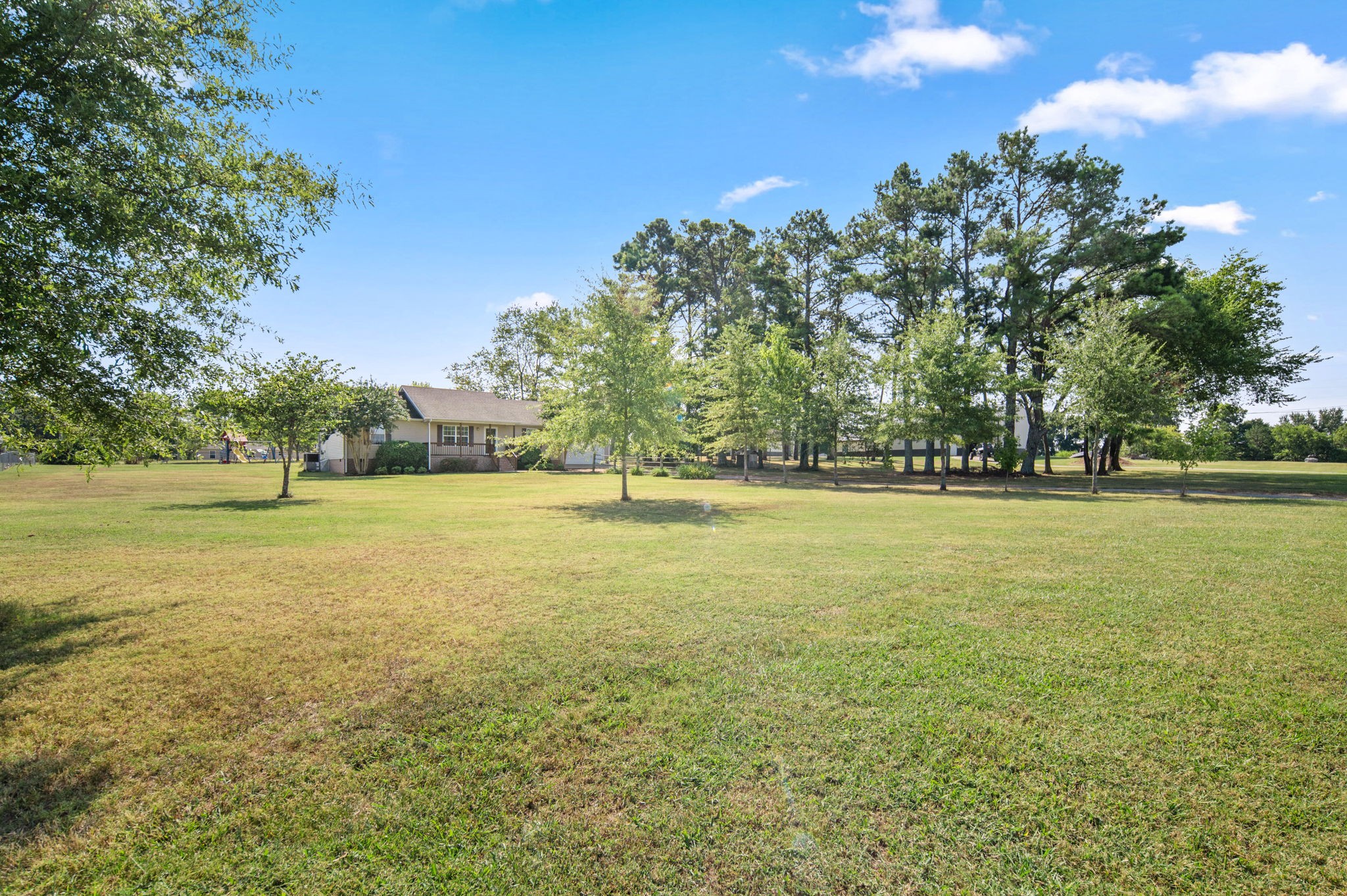 204 Greenbrier Swamp Rd — photo