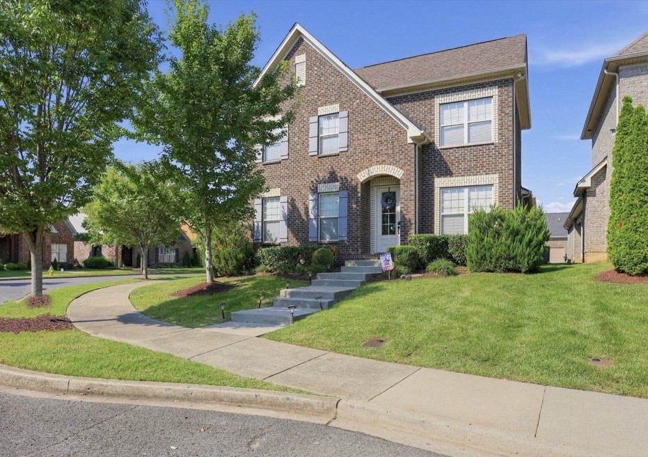 1099 Paddock Park Cir — photo