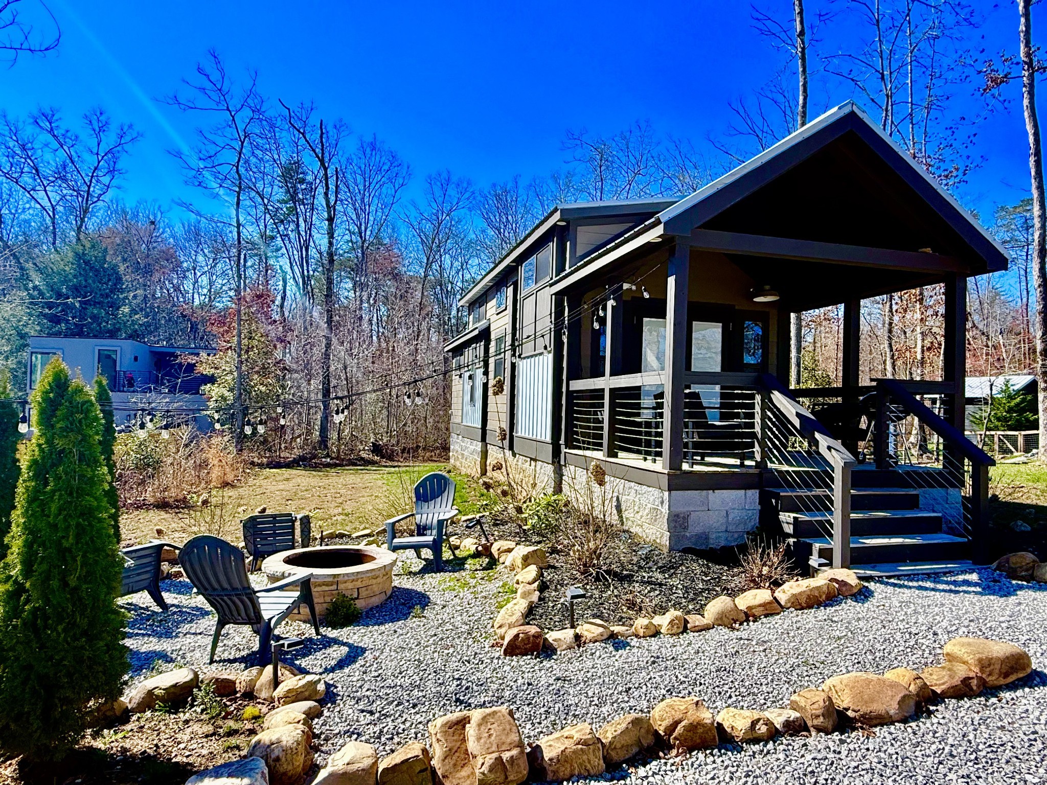 122 Hemlock CV — photo