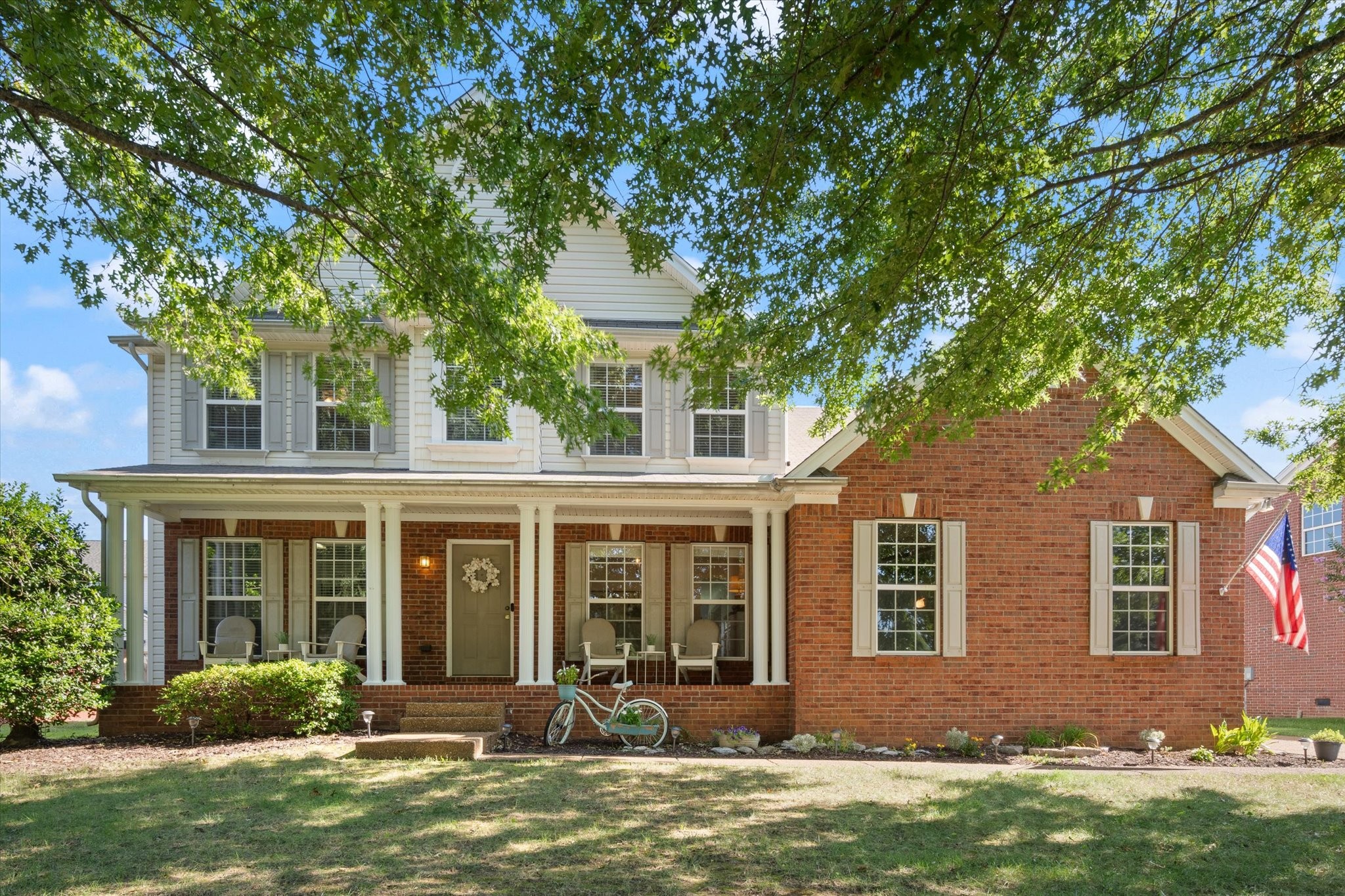 1902 Baileys Trace Dr — photo