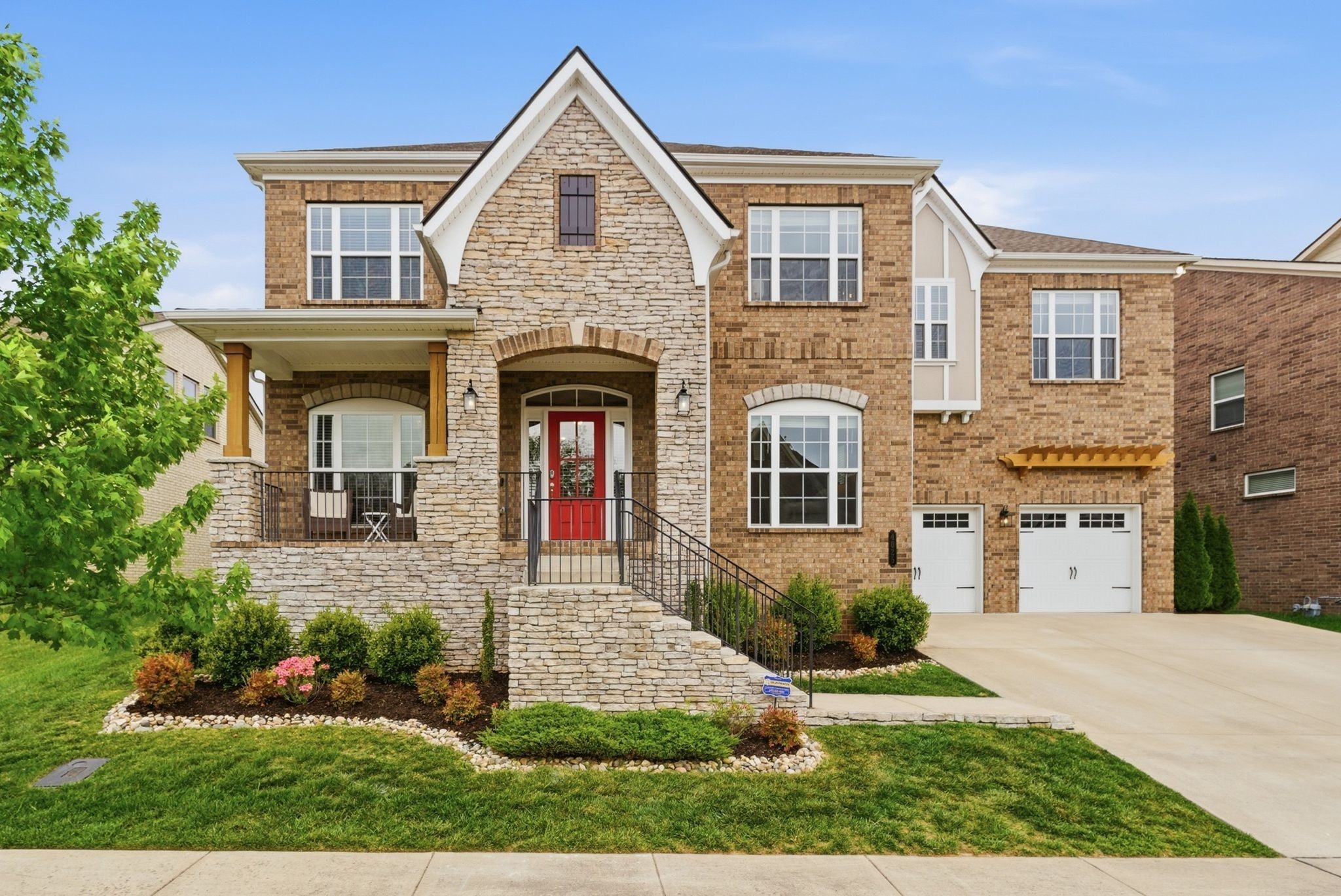 4025 Foxglove Farm Dr — photo