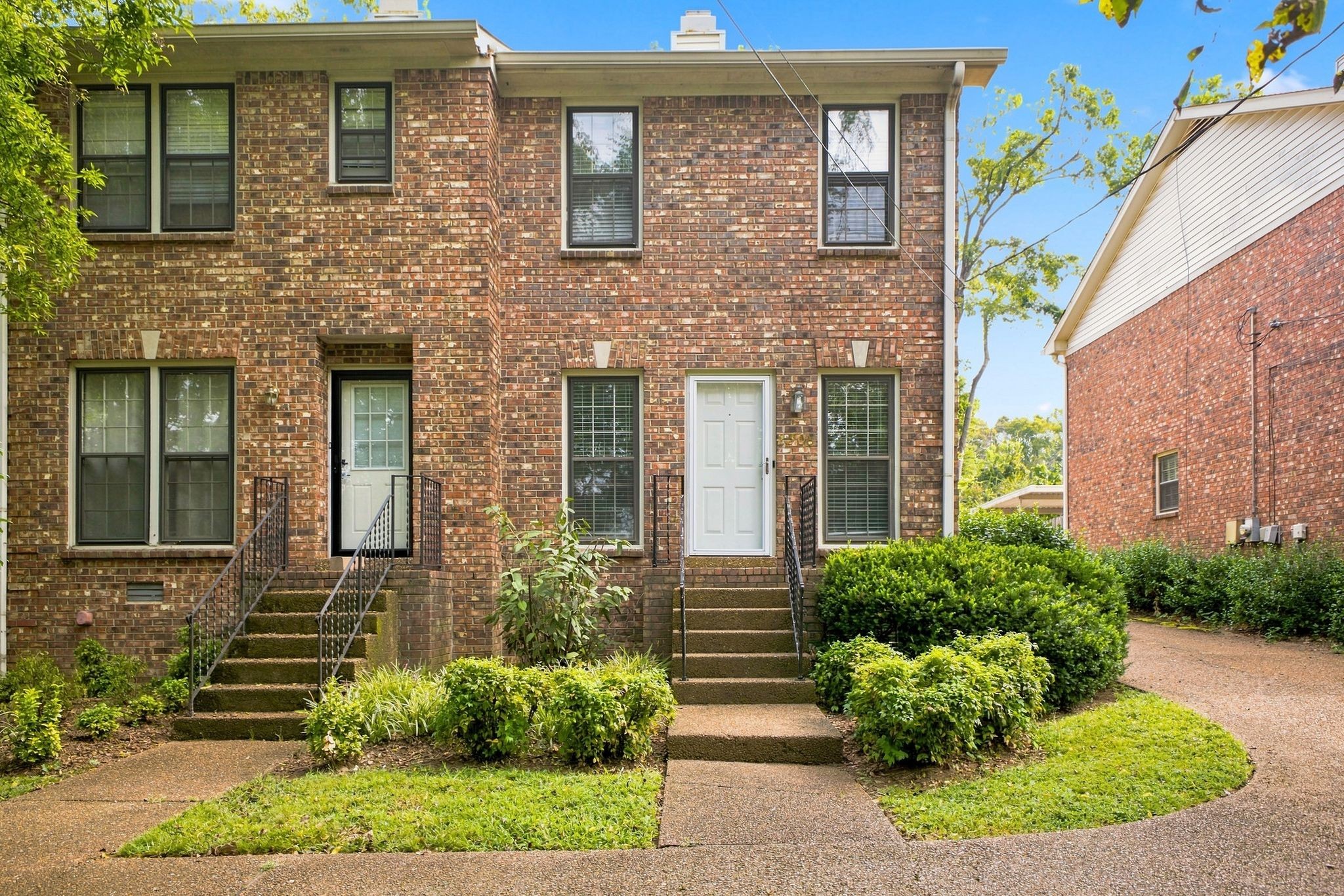2308 Sharondale Drive — photo
