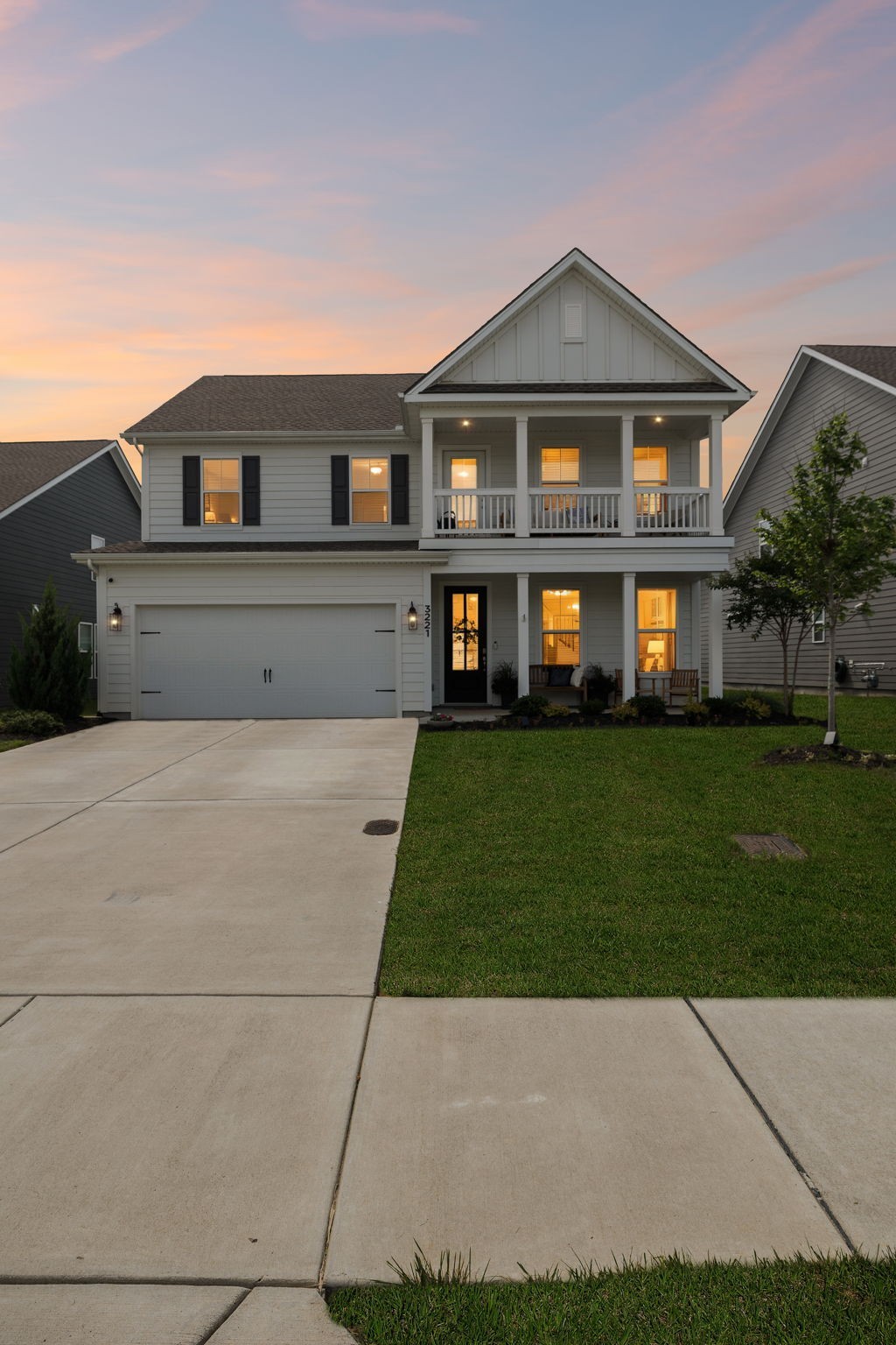 3221 Chatfield Dr — photo
