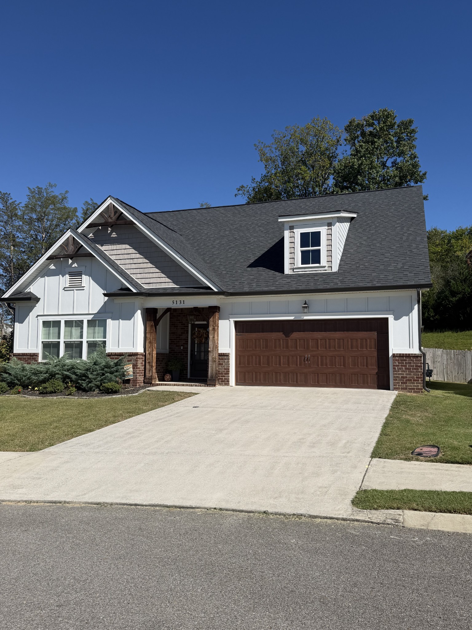 5131 Shelterwood Dr, NE — photo