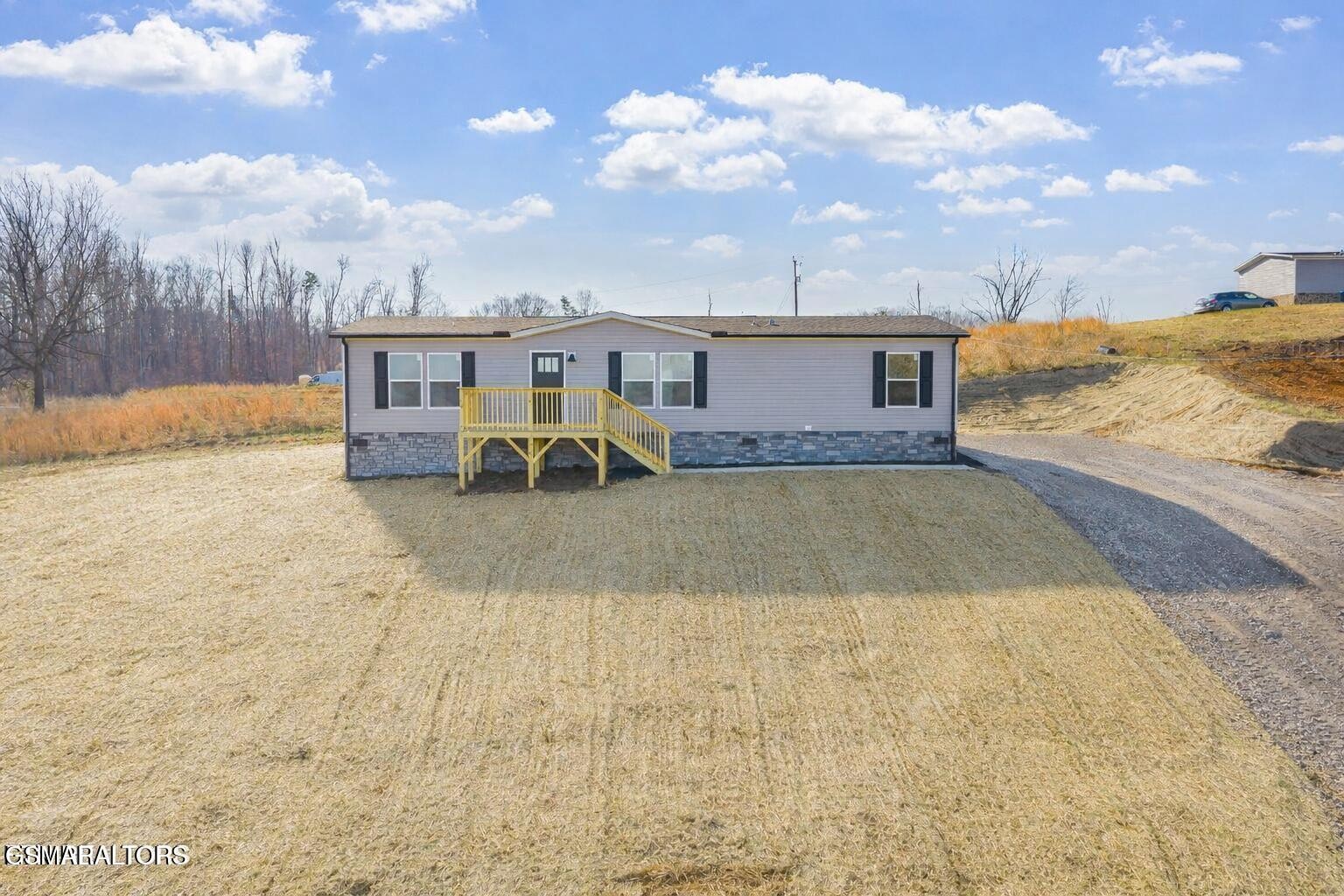 200 Laura Boling Loop Road — photo