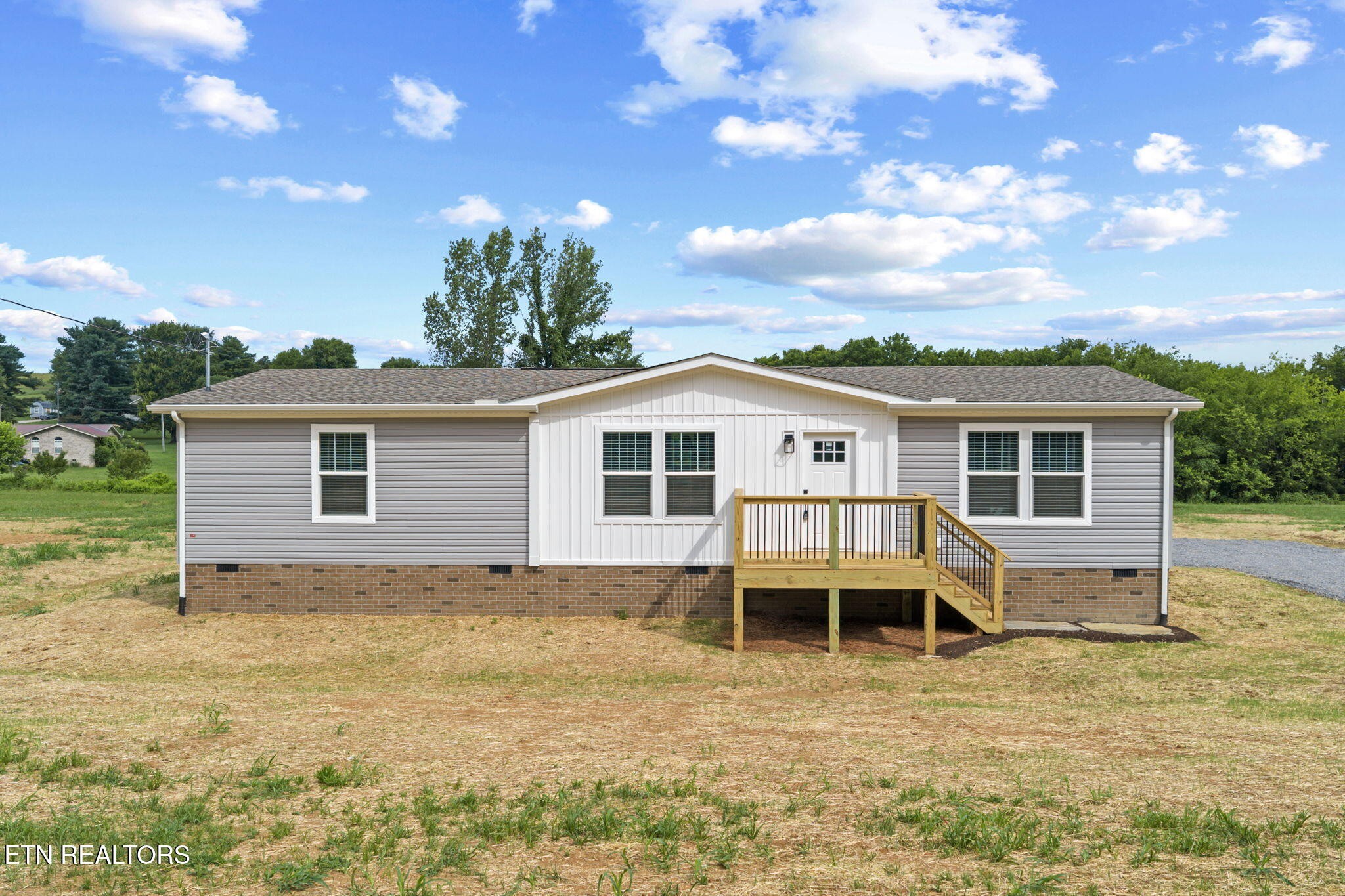 3215 Sweetwater Vonore Rd — photo