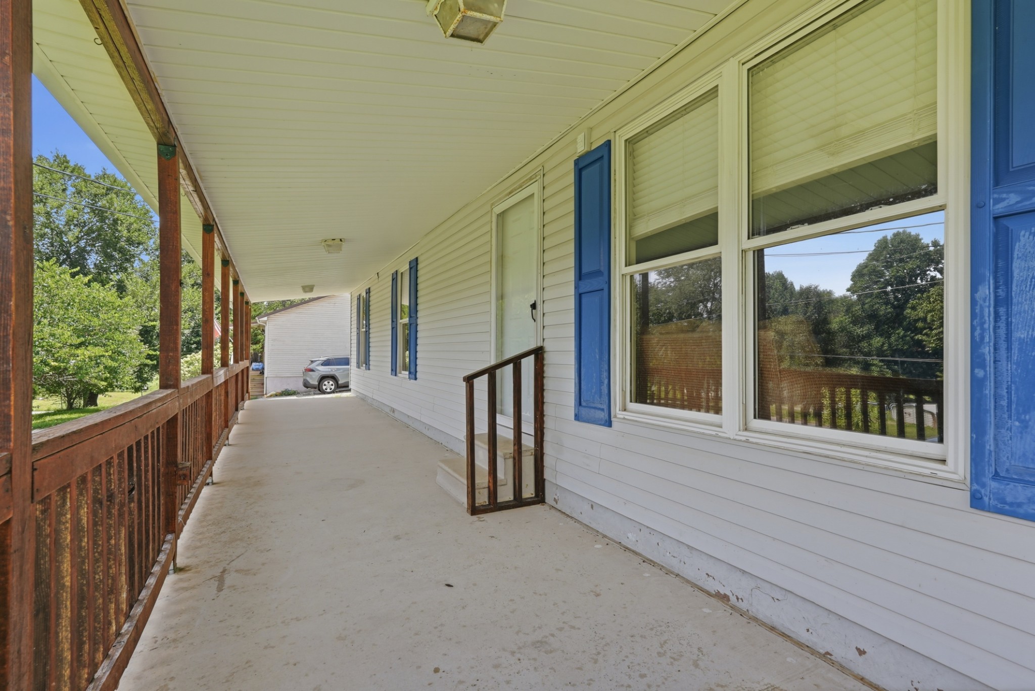 280 Middle Dr — photo