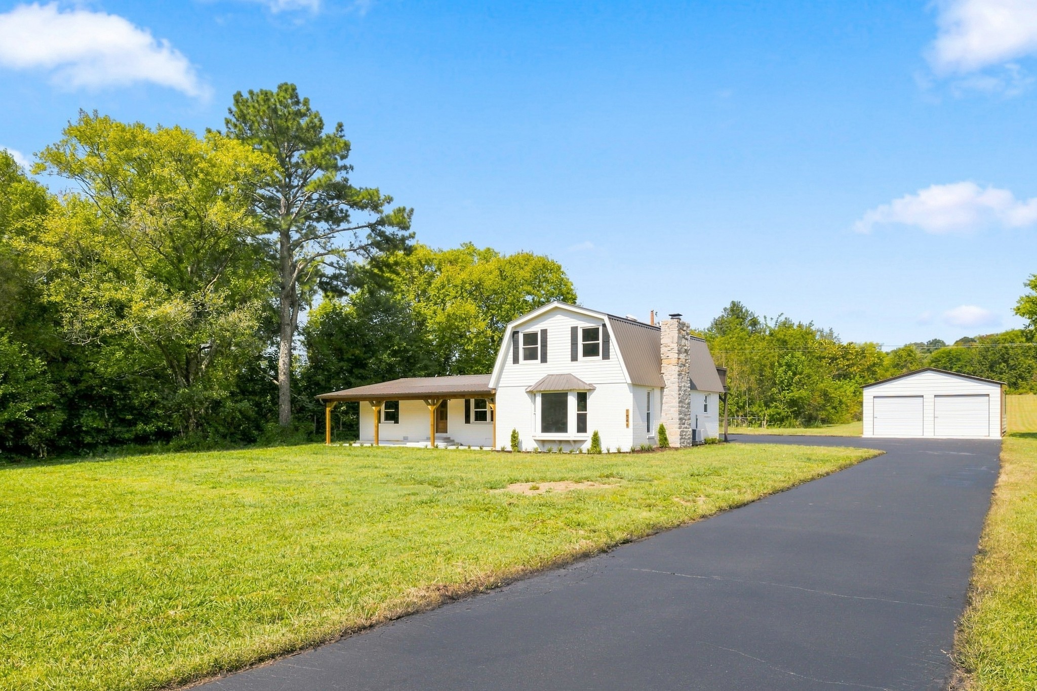 1548 Roy Sellers Rd — photo