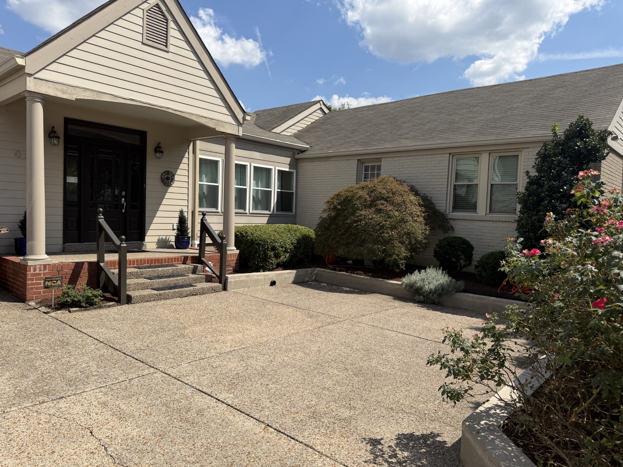 4120 Oriole Pl — photo