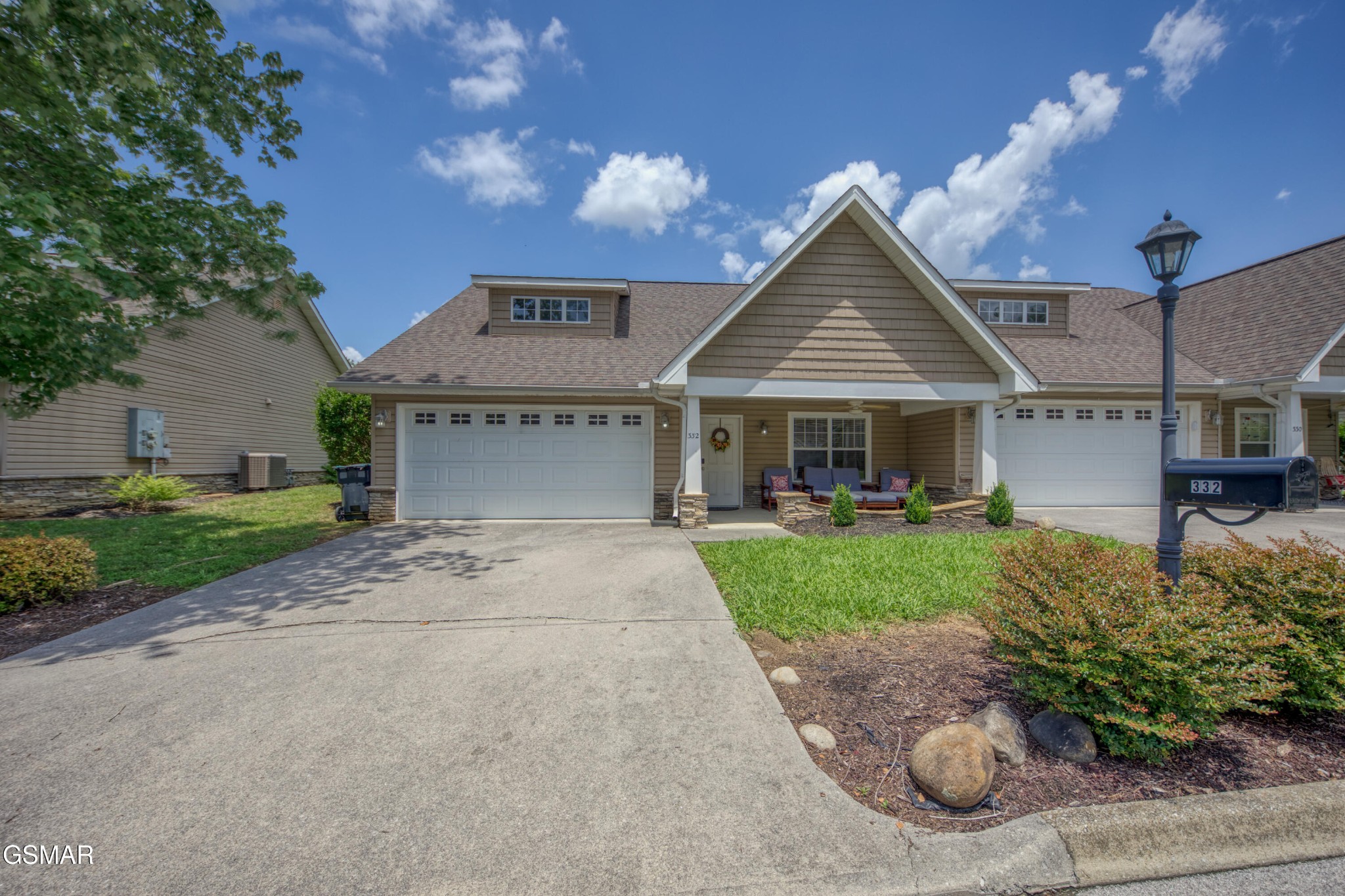 332 Meriwether Way — photo