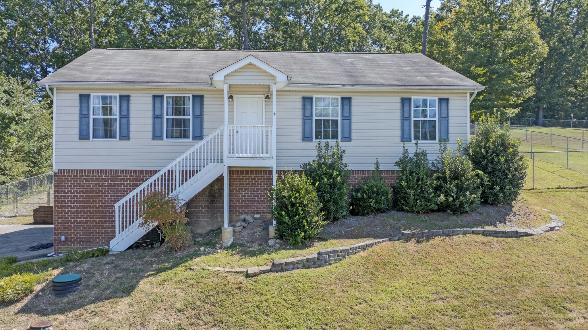 13215 Emerald Creek Cir — photo