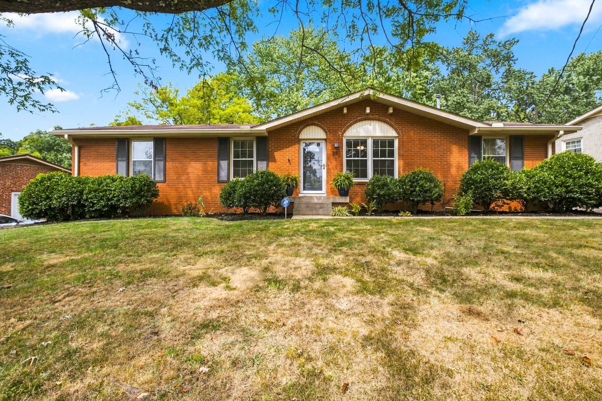 211 Blue Ridge Dr — photo