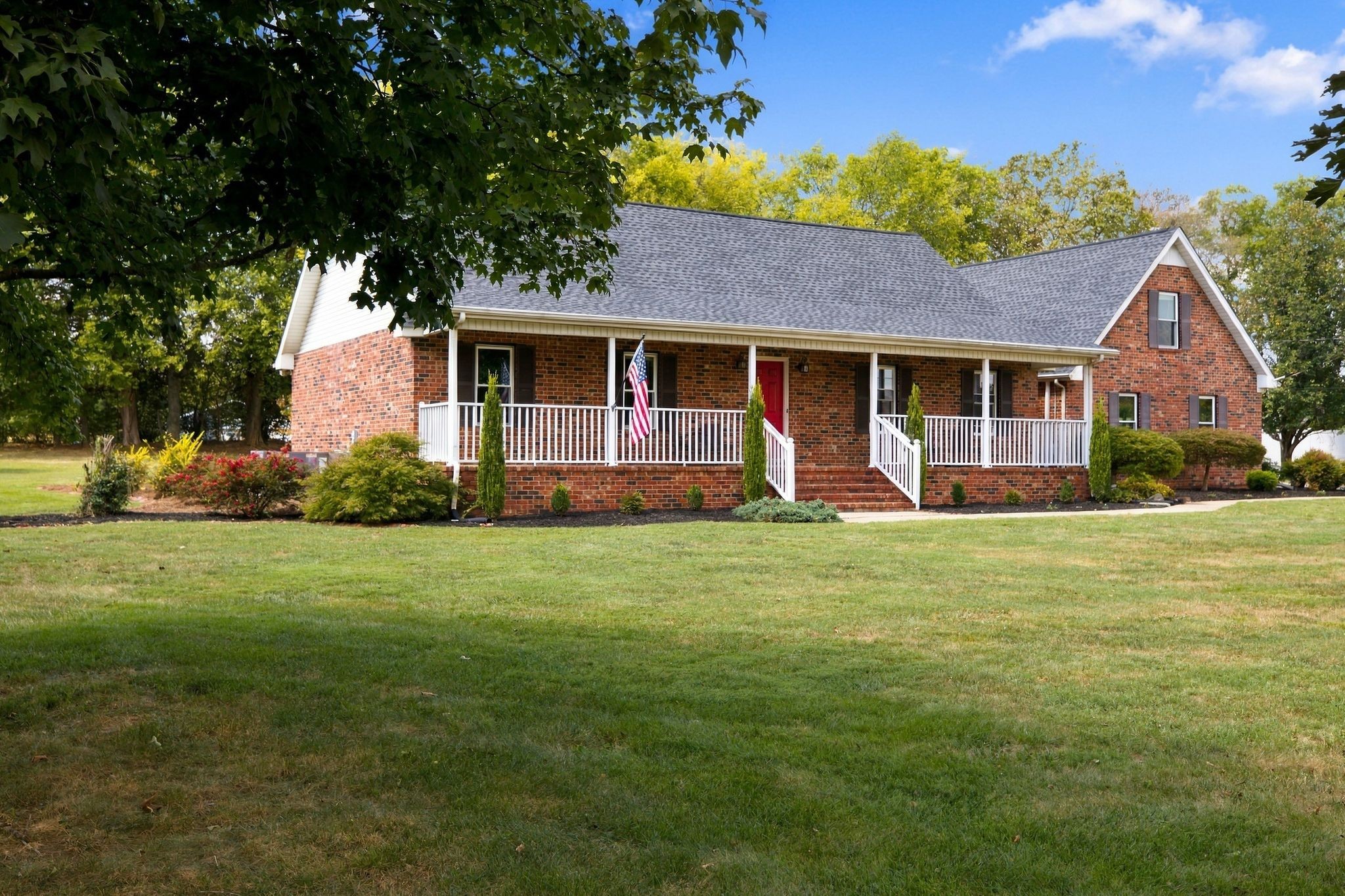 9011 Dandelion Dr — photo
