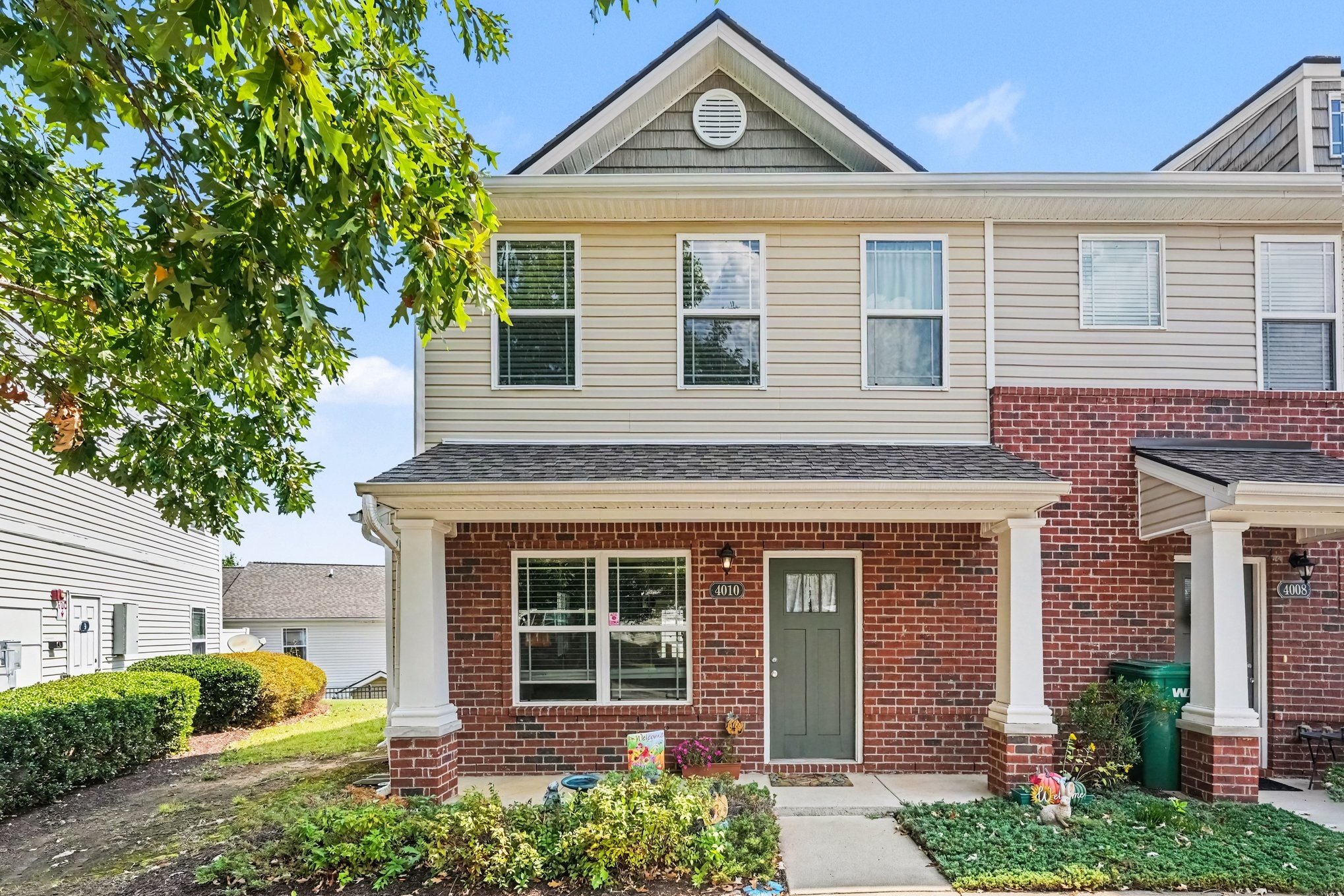 4010 Currant Ct — photo