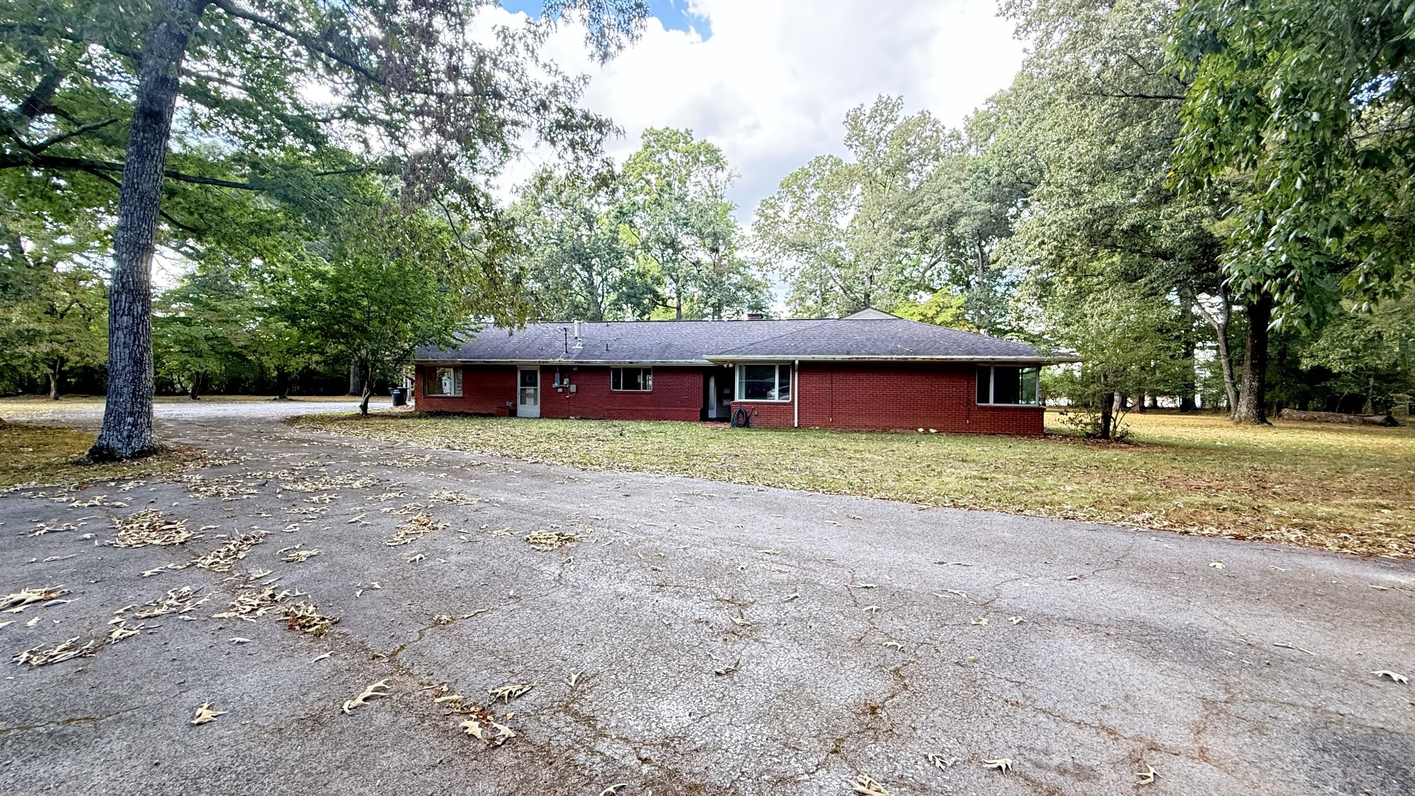 1201 Pickett Dr — photo
