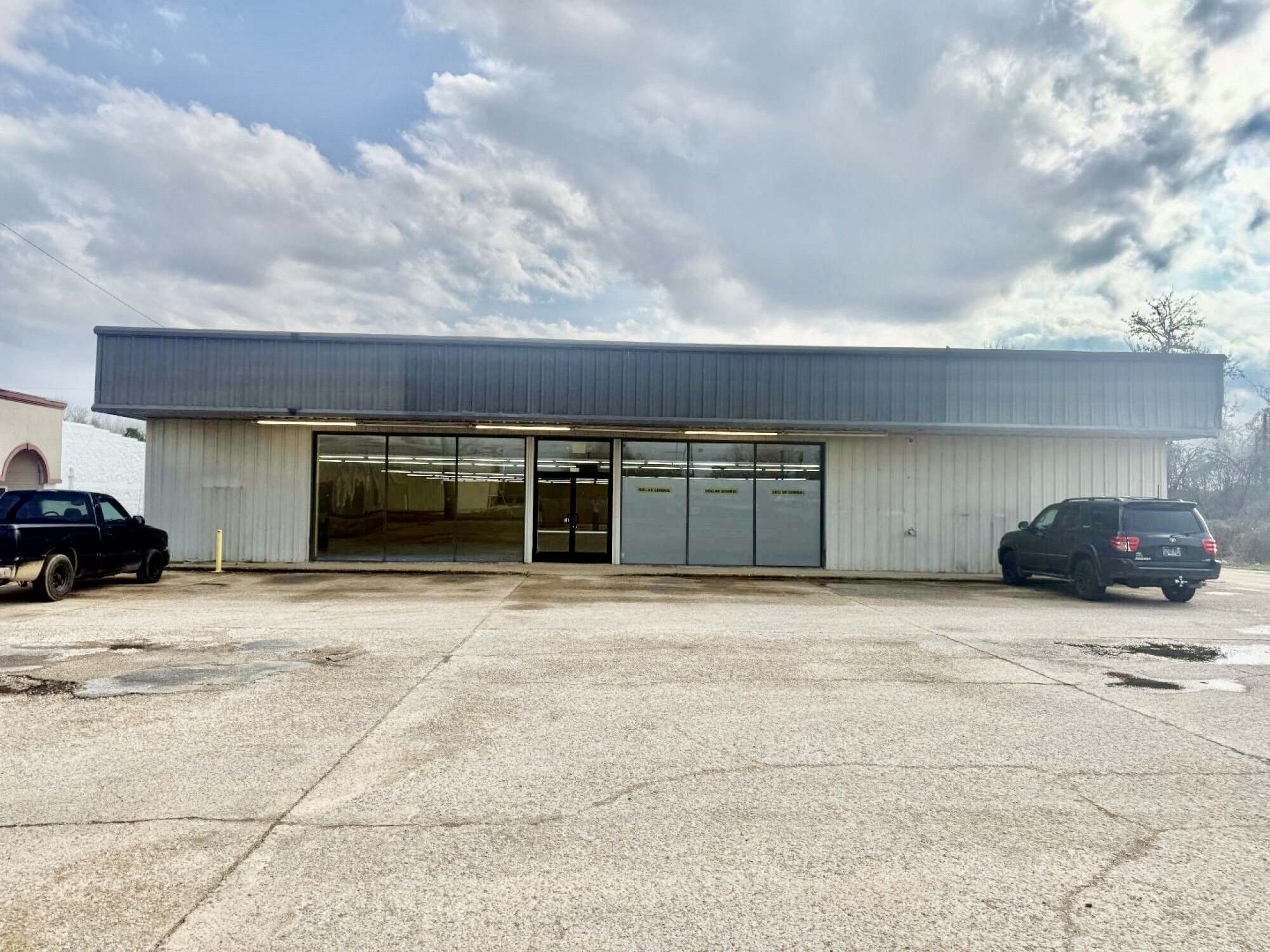 2050 US Highway 64 — photo