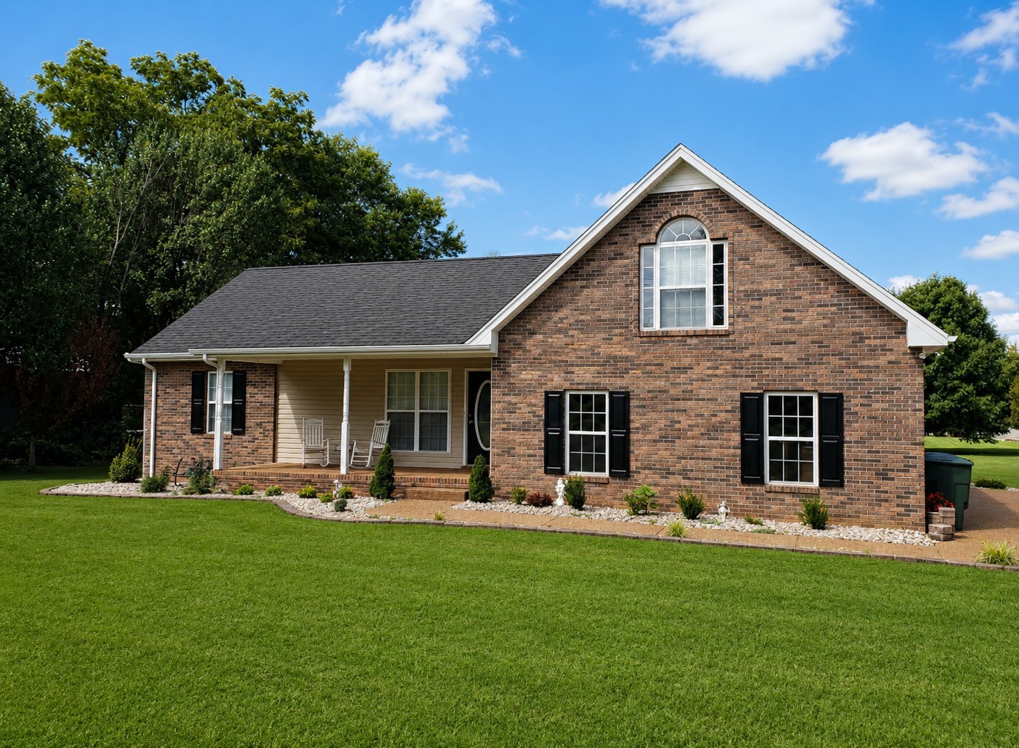 115 Oak Hill Dr — photo