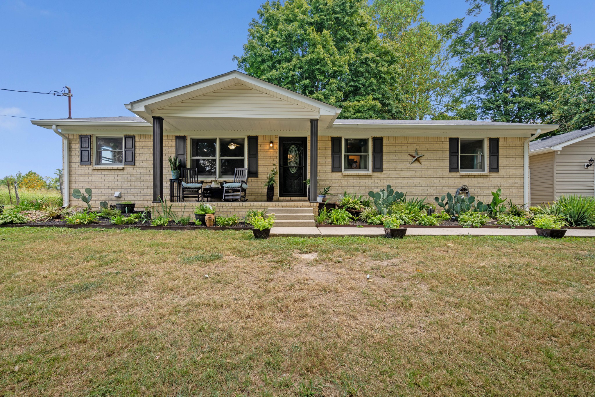 818 Dale Ridge Road, Dowelltown, TN 37059