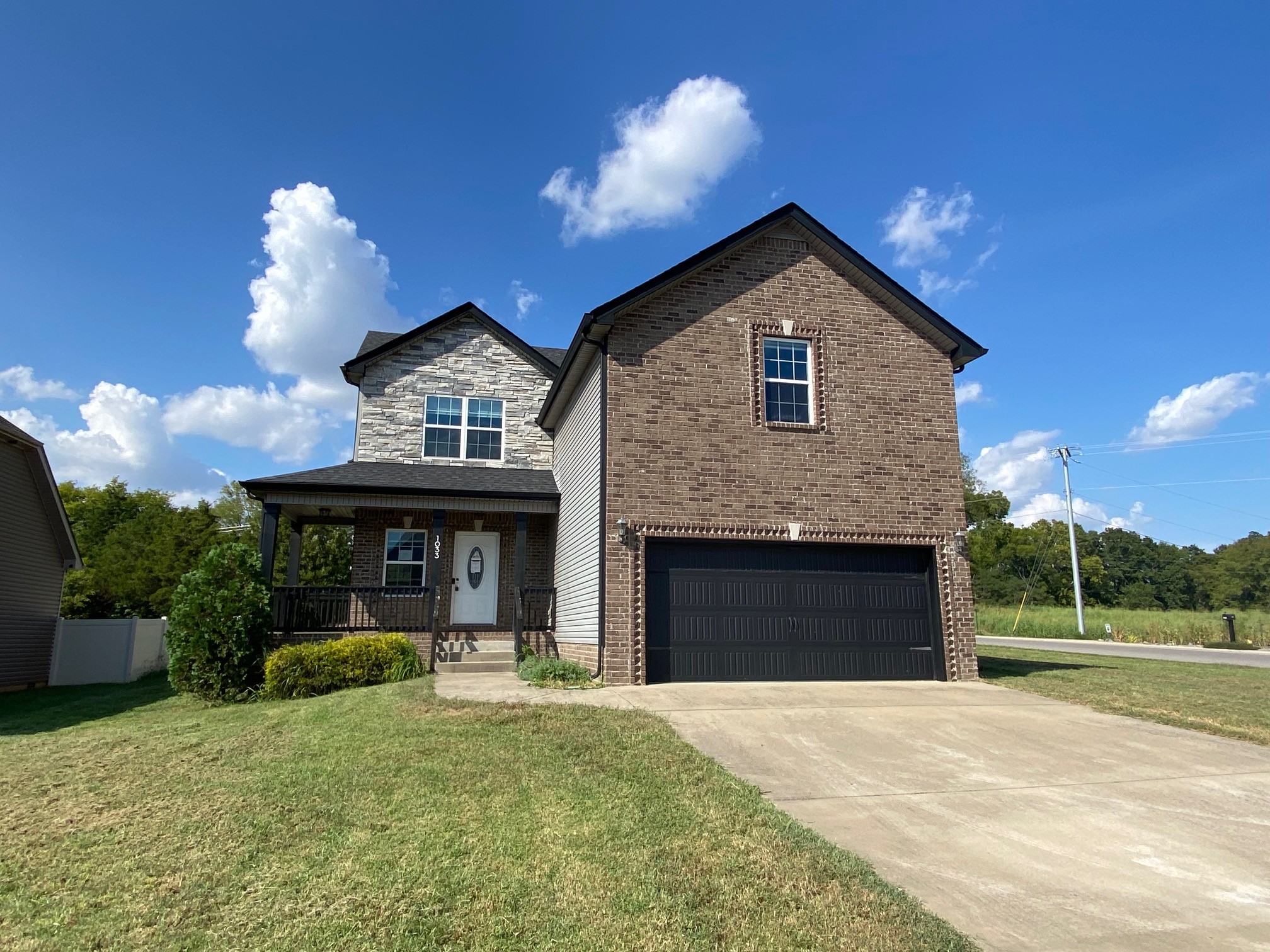 1033 Garner Hills Dr — photo